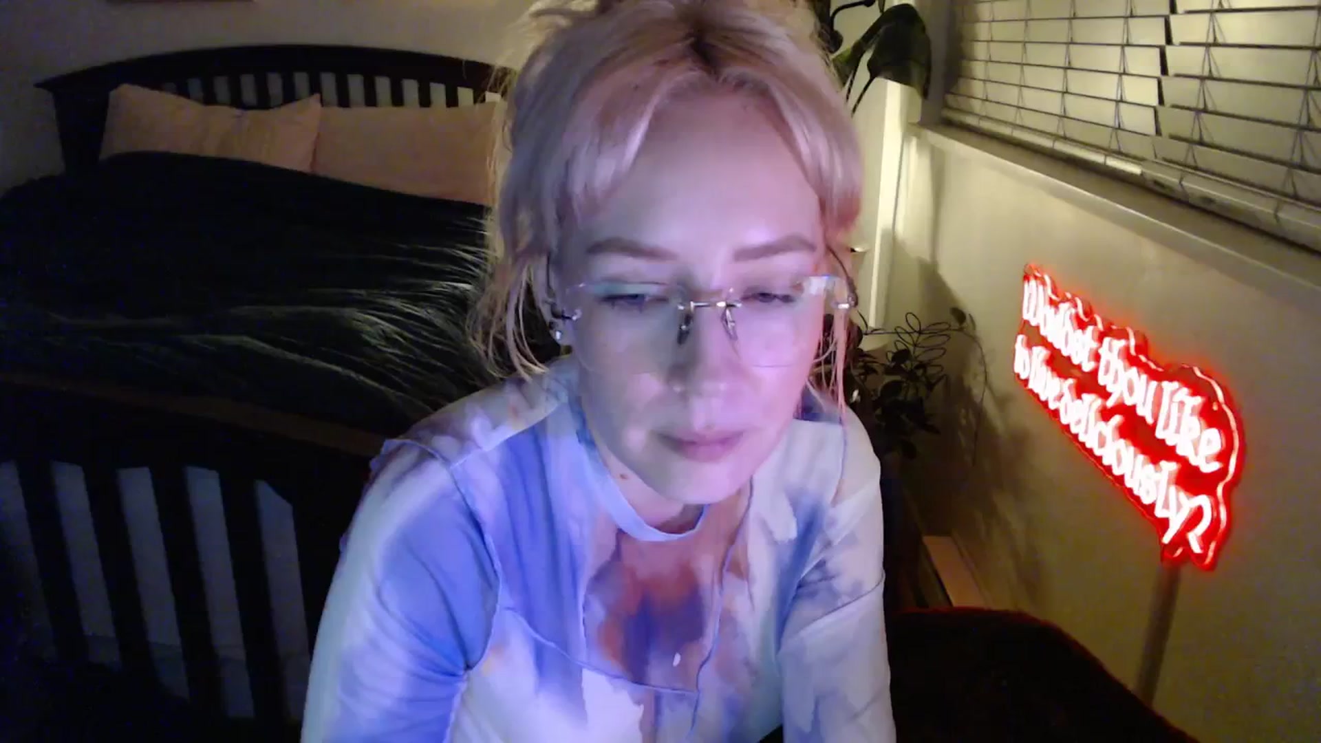 Gallery image thumbnail from NahlaHoney's myfreecams stream on, 02/26/2026, 03:35 image 3 of 20