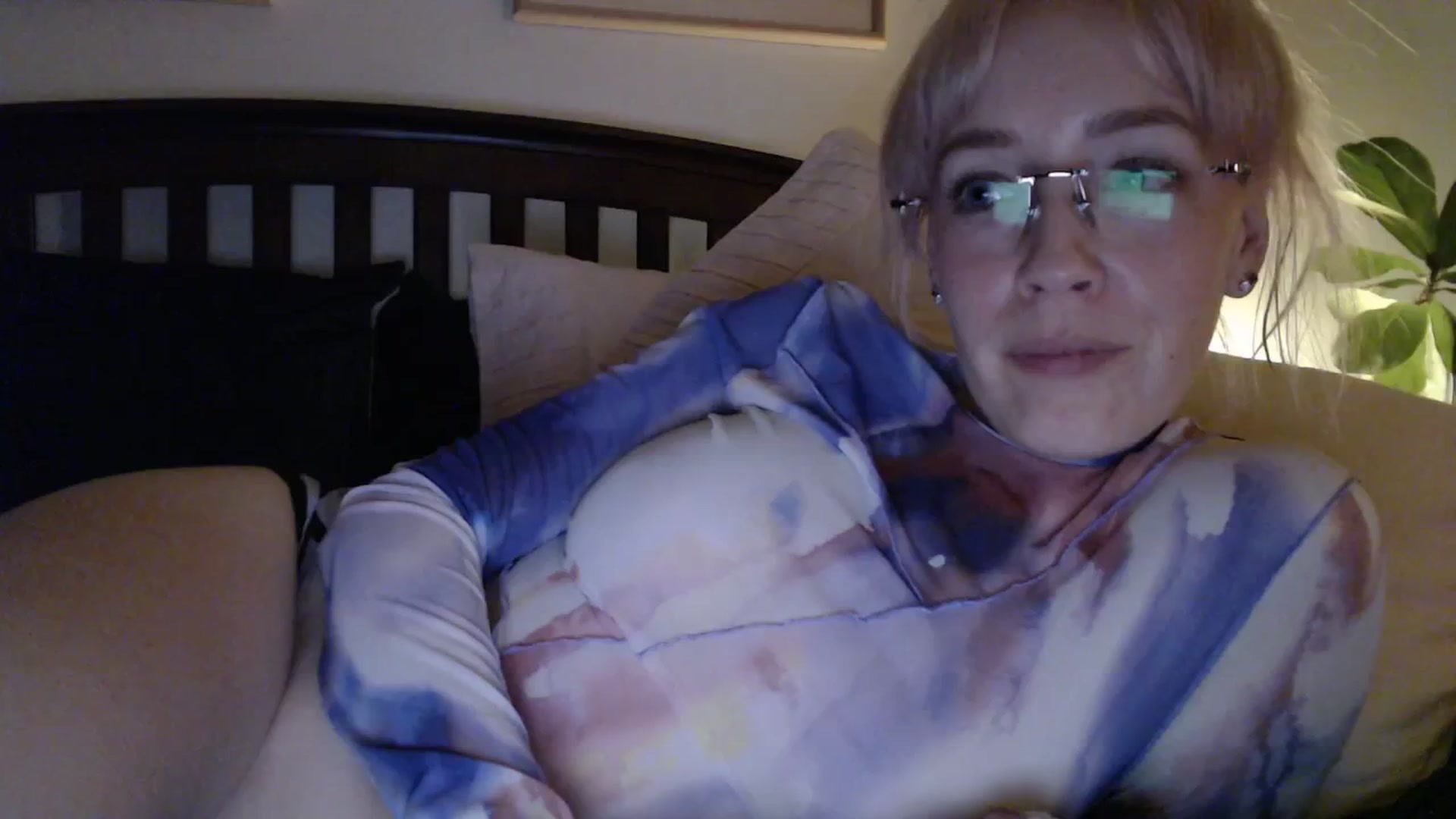 Gallery image thumbnail from NahlaHoney's myfreecams stream on, 02/26/2026, 05:45 image 7 of 20