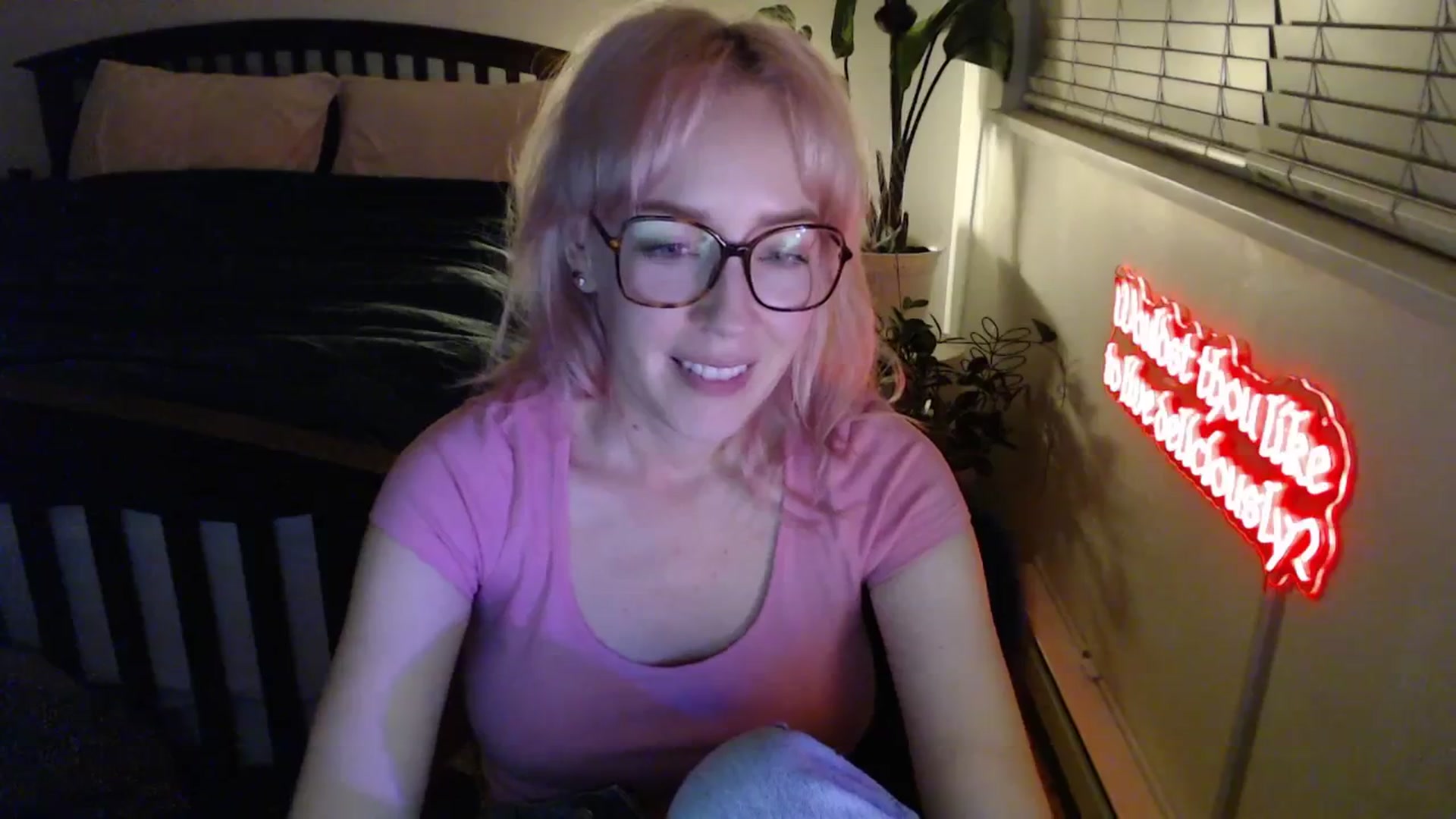 Gallery image thumbnail from NahlaHoney's myfreecams stream on, 03/07/2026, 04:25 image 8 of 20