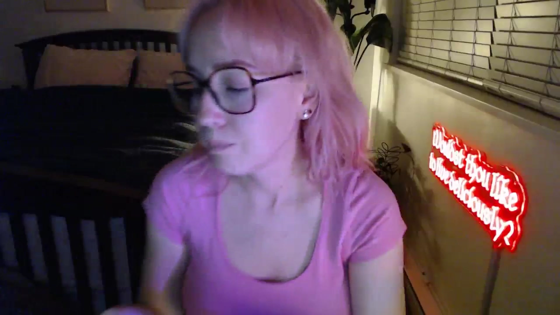 Gallery image thumbnail from NahlaHoney's myfreecams stream on, 03/07/2026, 04:25 image 12 of 20