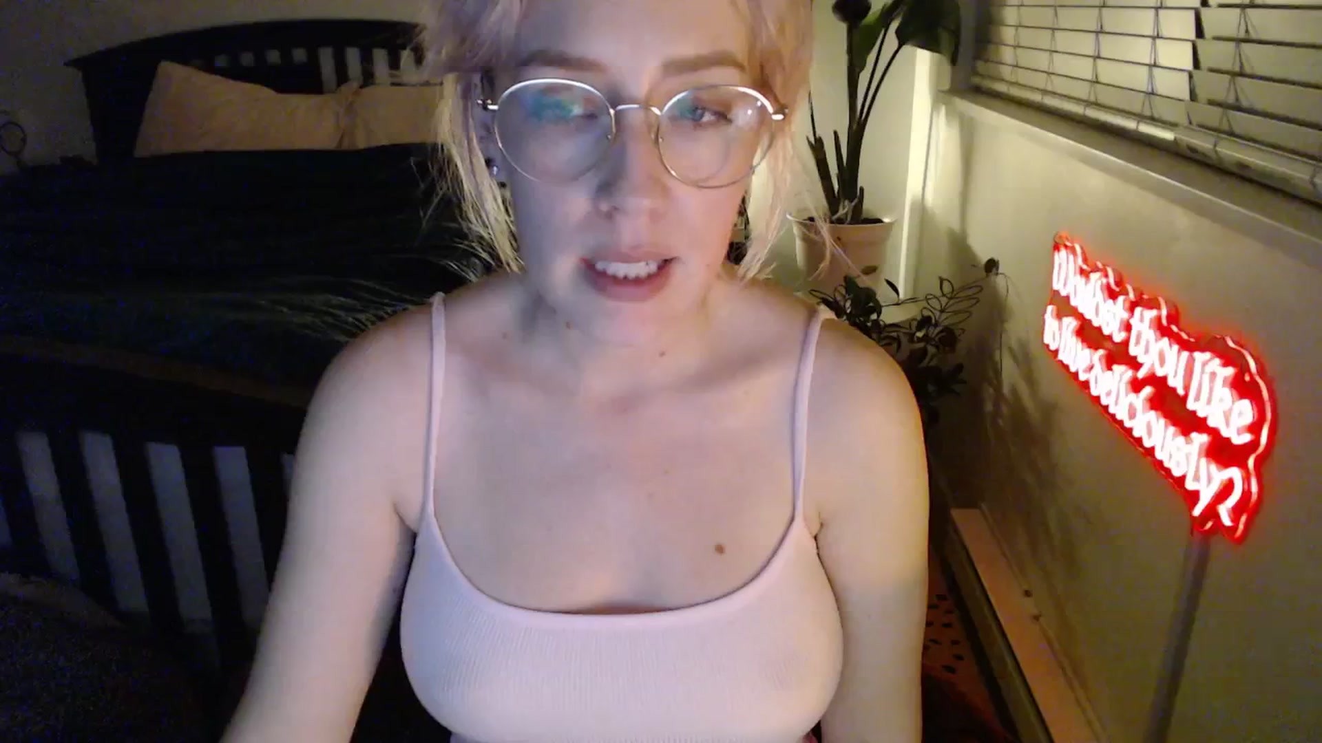 Gallery image thumbnail from NahlaHoney's myfreecams stream on, 03/09/2026, 04:09 image 16 of 20