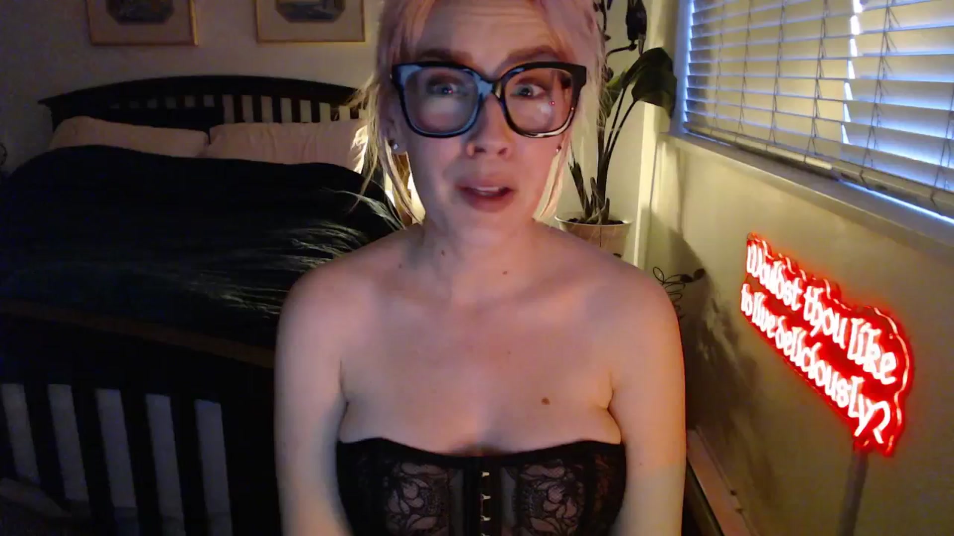 Gallery image thumbnail from NahlaHoney's myfreecams stream on, 03/10/2026, 02:29 image 5 of 20