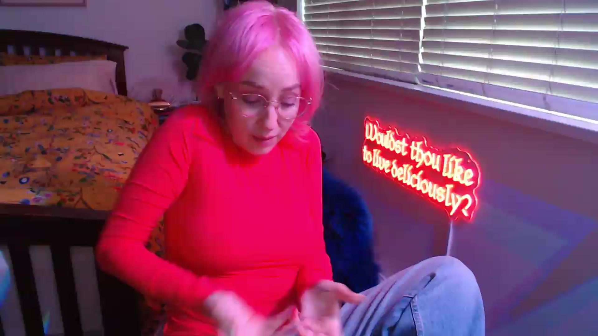 Gallery image thumbnail from NahlaHoney's myfreecams stream on, 05/18/2026, 03:47 image 1 of 20