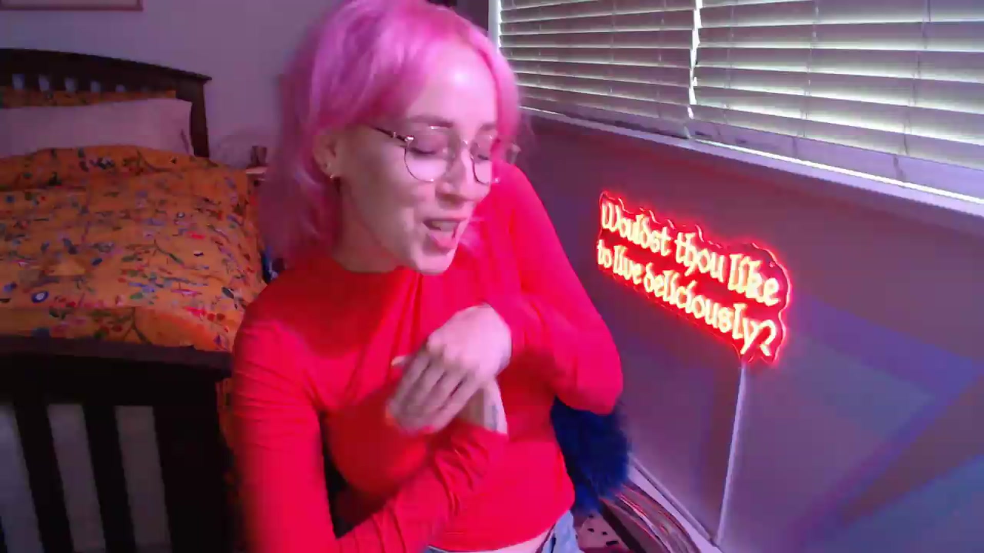 Gallery image thumbnail from NahlaHoney's myfreecams stream on, 05/18/2026, 03:47 image 7 of 20