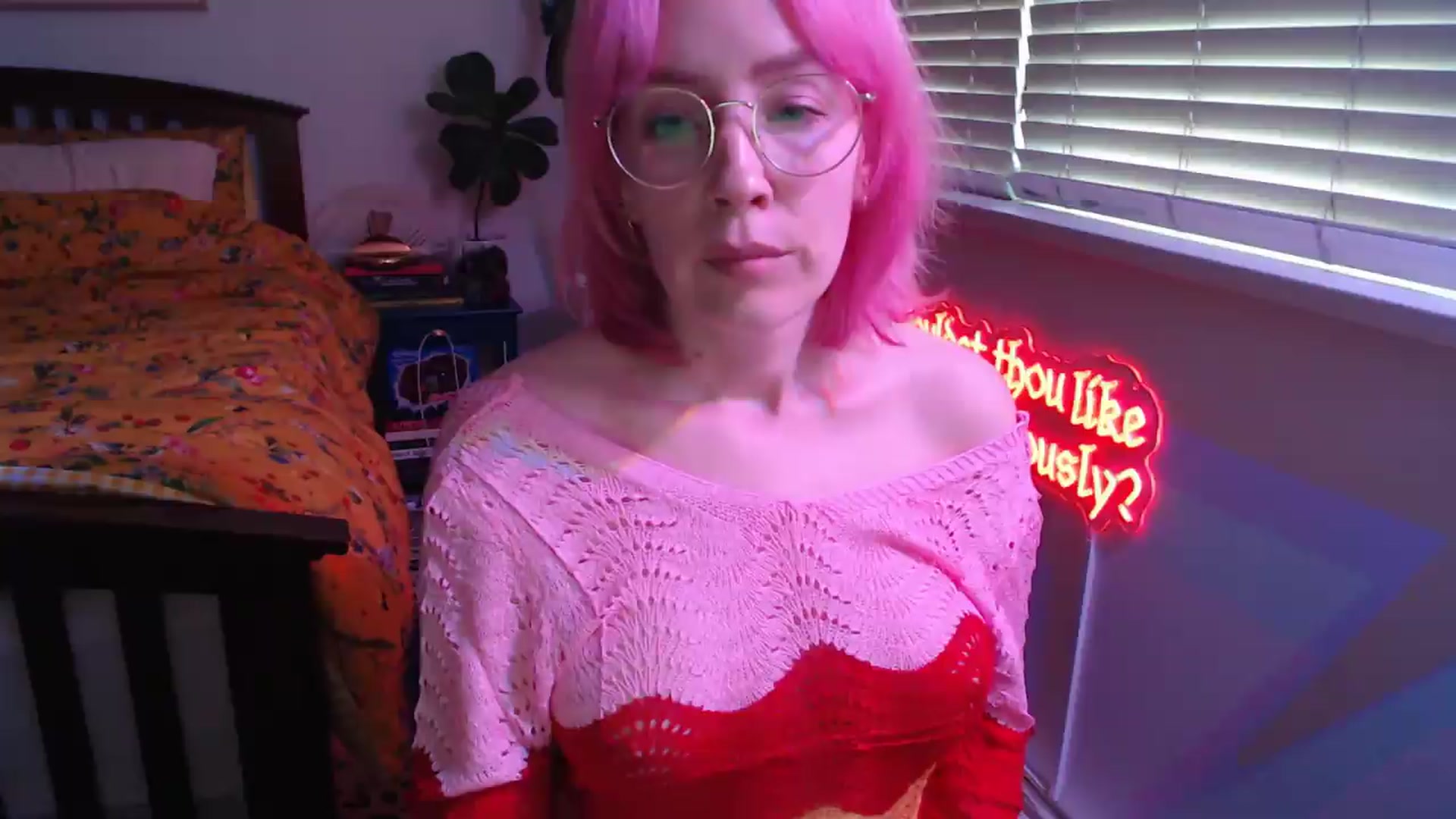 Gallery image thumbnail from NahlaHoney's myfreecams stream on, 05/19/2026, 04:39 image 6 of 20