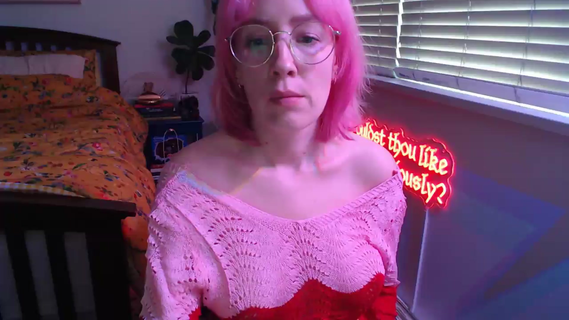 Gallery image thumbnail from NahlaHoney's myfreecams stream on, 05/19/2026, 04:39 image 5 of 20