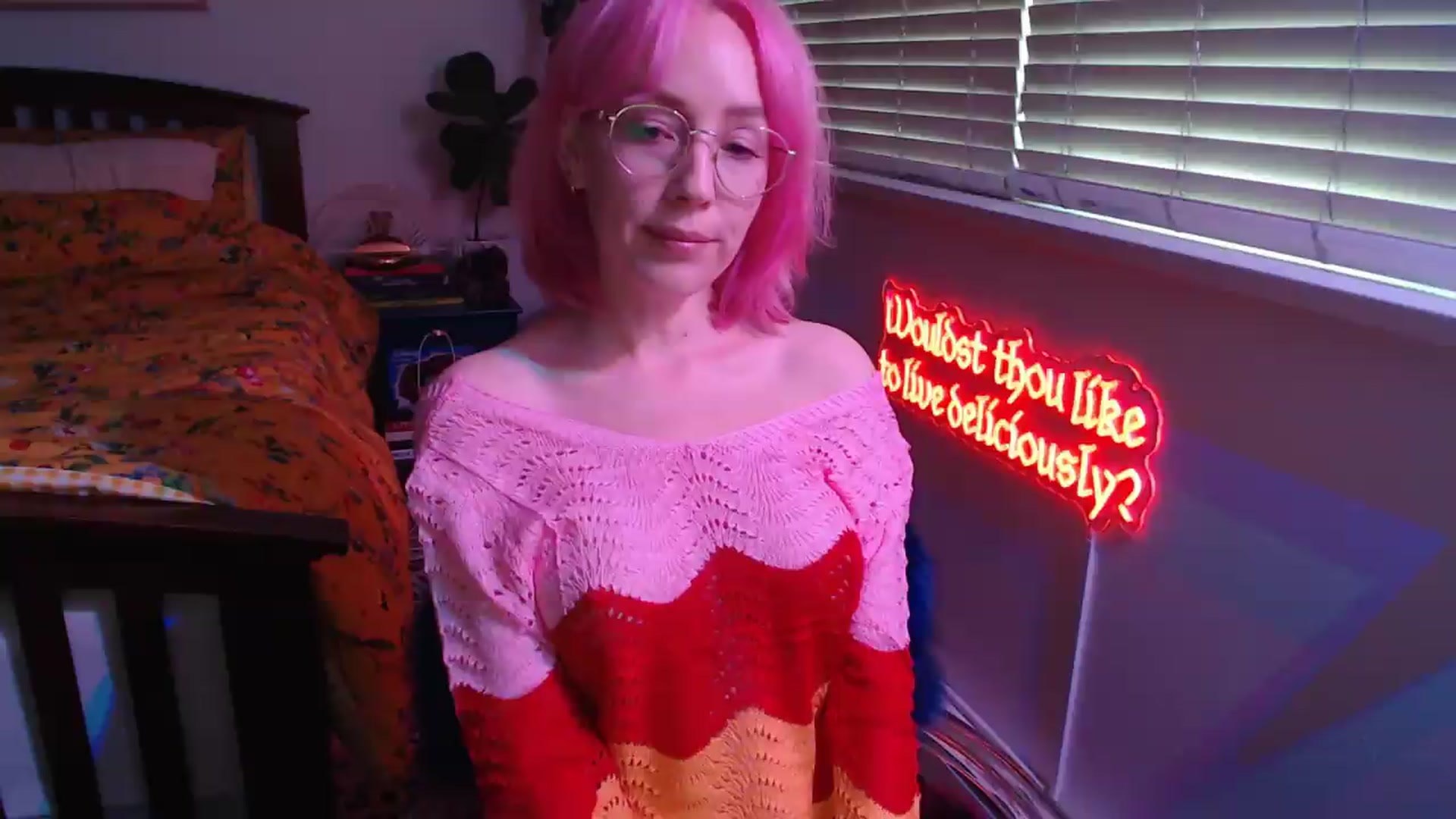Gallery image thumbnail from NahlaHoney's myfreecams stream on, 05/19/2026, 04:39 image 8 of 20