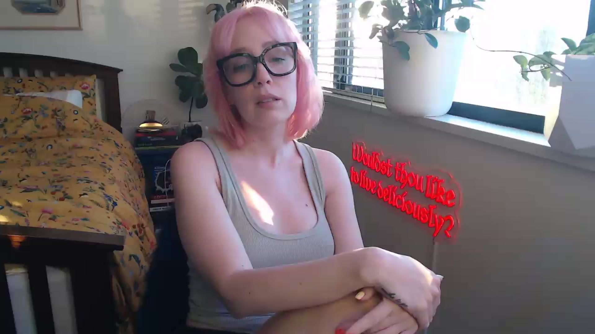 Gallery image thumbnail from NahlaHoney's myfreecams stream on, 05/21/2026, 04:42 image 6 of 20