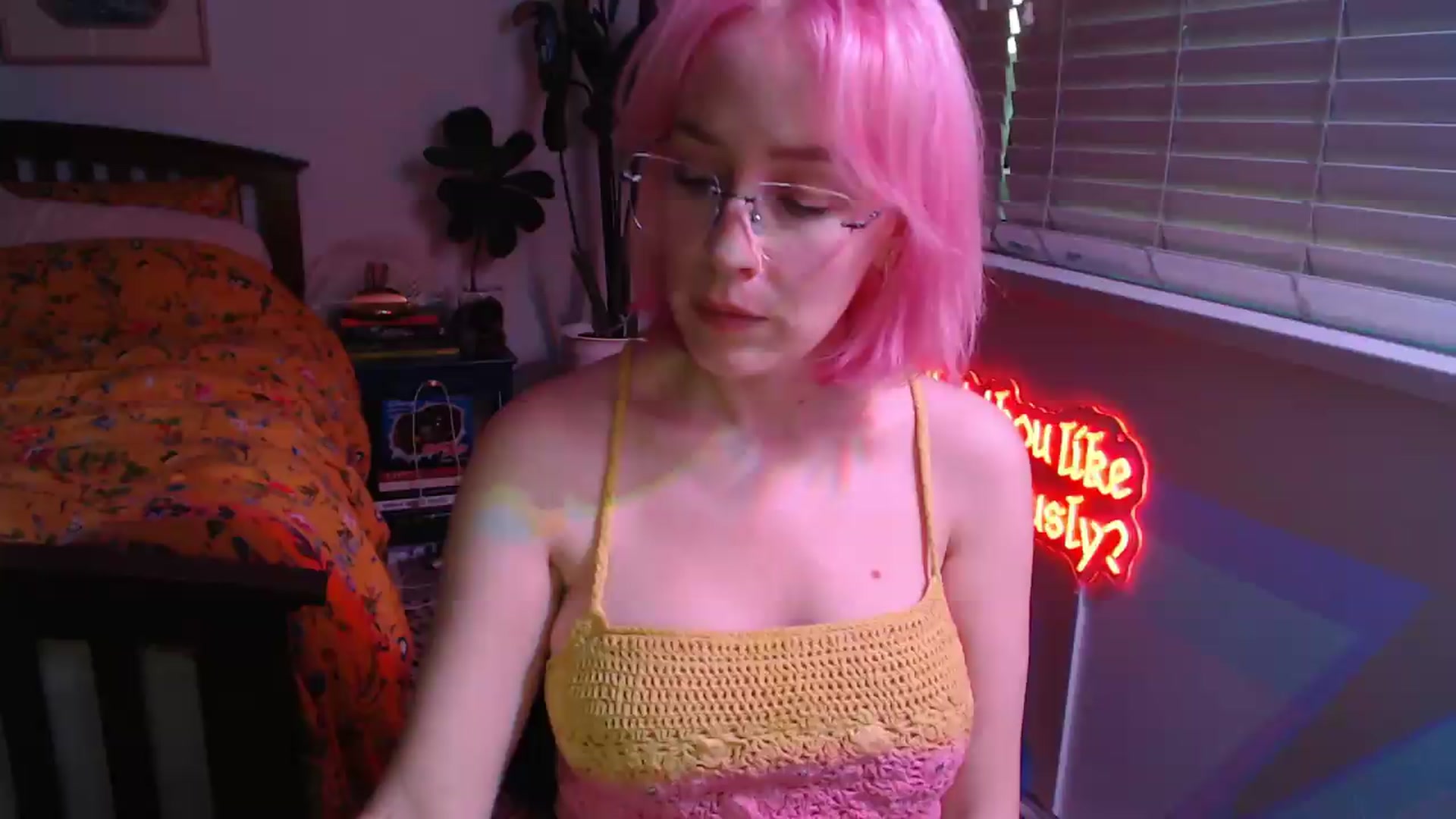 Gallery image thumbnail from NahlaHoney's myfreecams stream on, 05/22/2026, 05:04 image 13 of 20