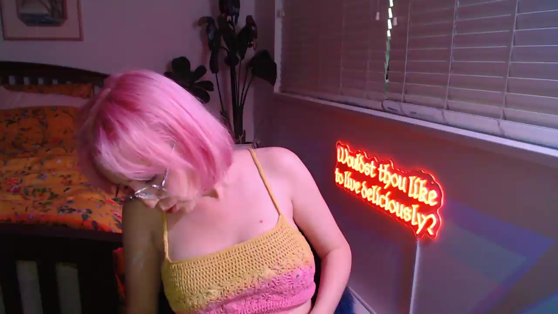Gallery image thumbnail from NahlaHoney's myfreecams stream on, 05/22/2026, 05:04 image 14 of 20