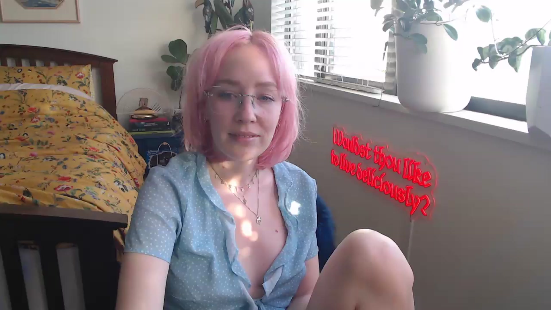 Gallery image thumbnail from NahlaHoney's myfreecams stream on, 05/23/2026, 03:12 image 7 of 20