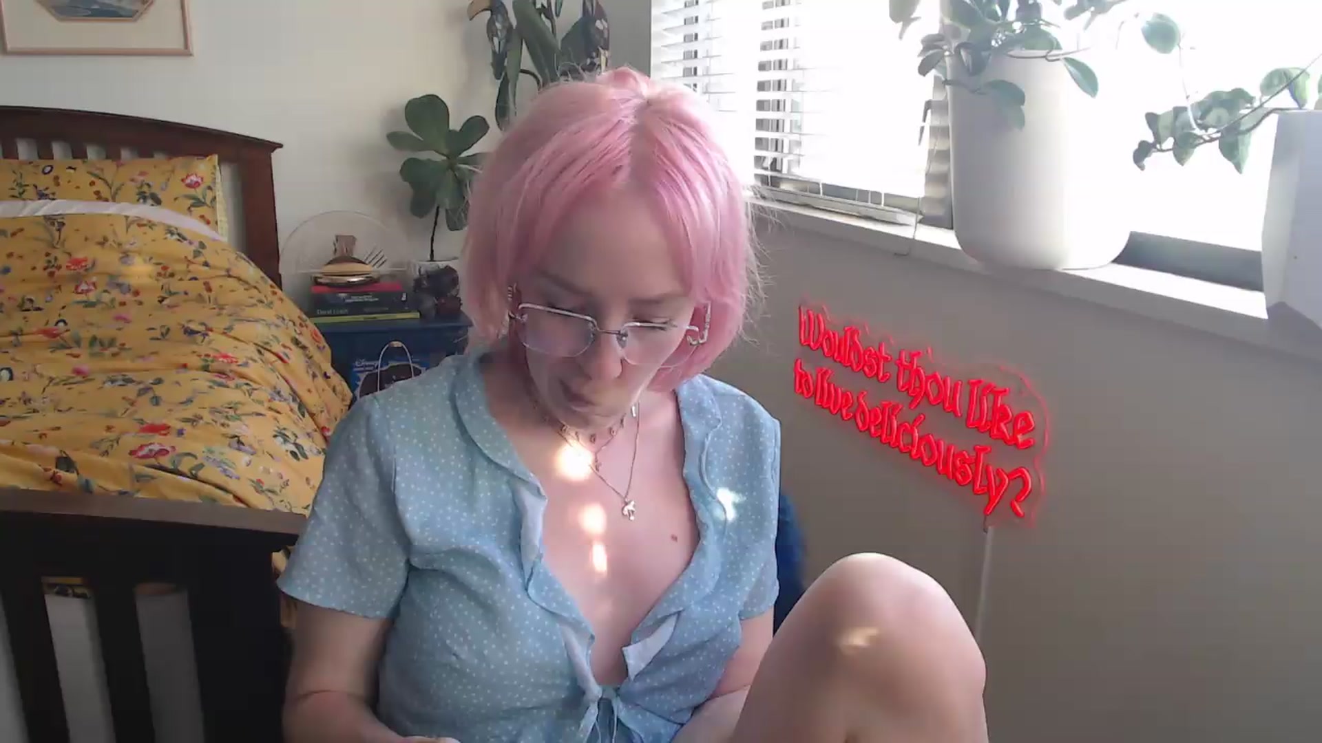 Gallery image thumbnail from NahlaHoney's myfreecams stream on, 05/23/2026, 03:12 image 6 of 20