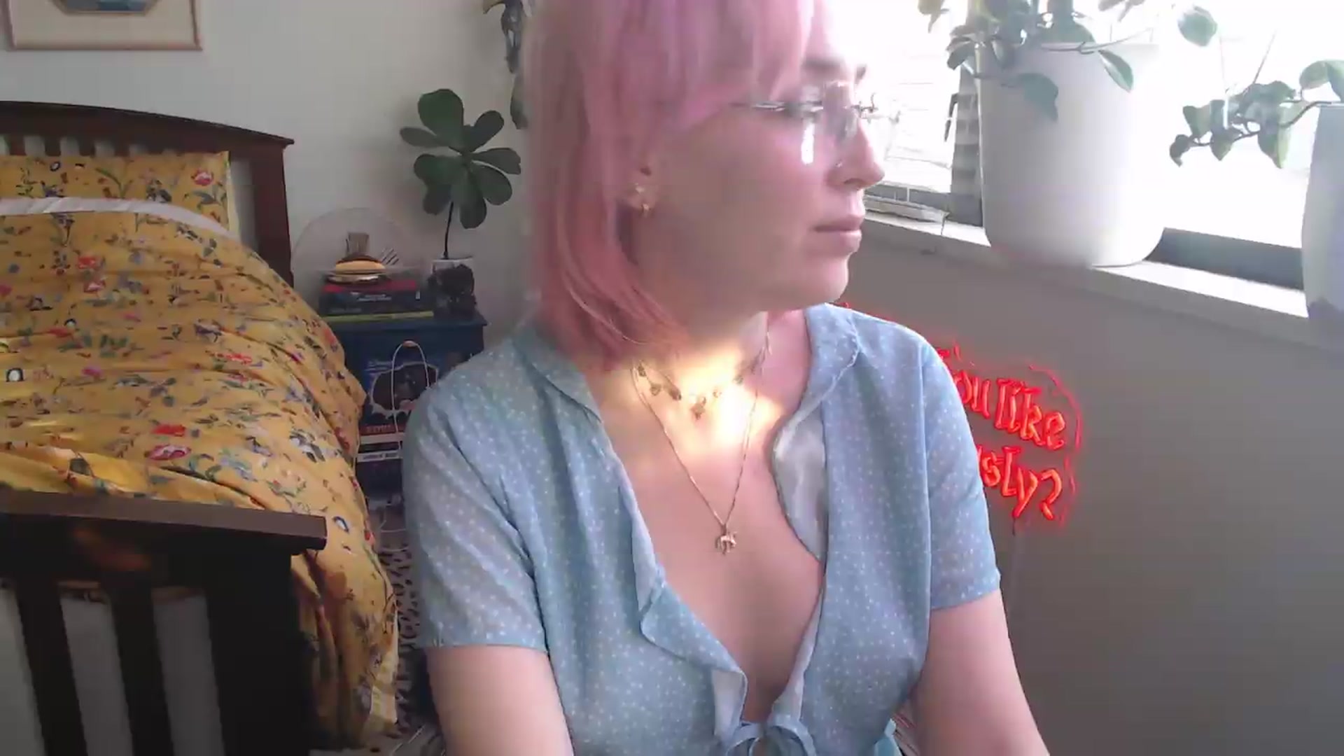 Gallery image thumbnail from NahlaHoney's myfreecams stream on, 05/23/2026, 03:12 image 18 of 20