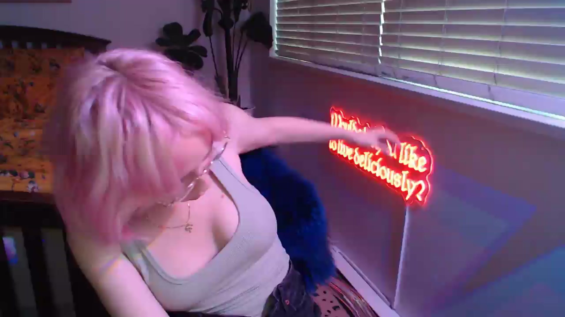 Gallery image thumbnail from NahlaHoney's myfreecams stream on, 05/27/2026, 04:00 image 19 of 20