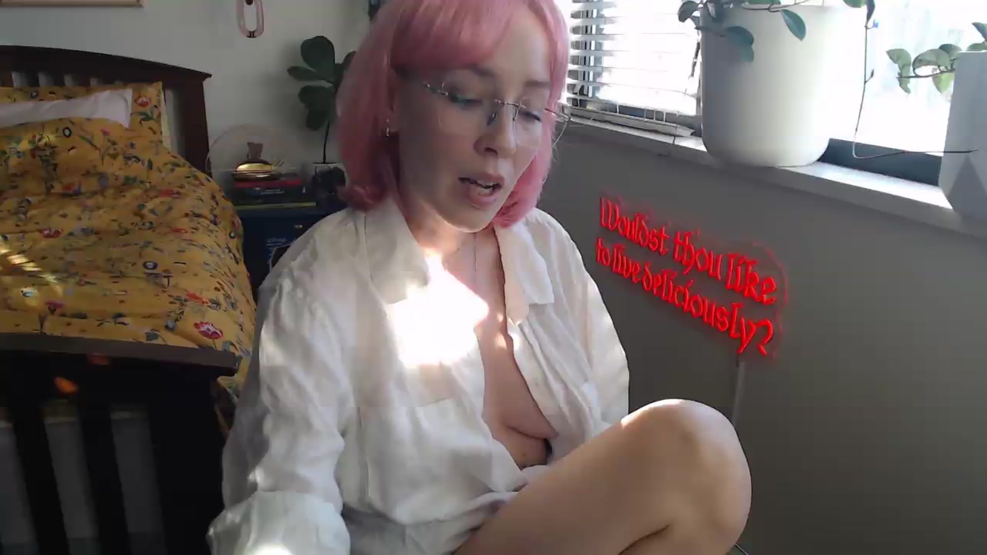 Gallery image thumbnail from NahlaHoney's myfreecams stream on, 05/28/2026, 04:14 image 5 of 20