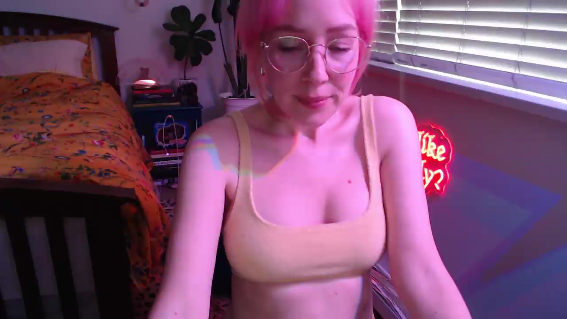 Gallery image thumbnail from NahlaHoney's myfreecams stream on, 05/30/2026, 03:34 image 19 of 20