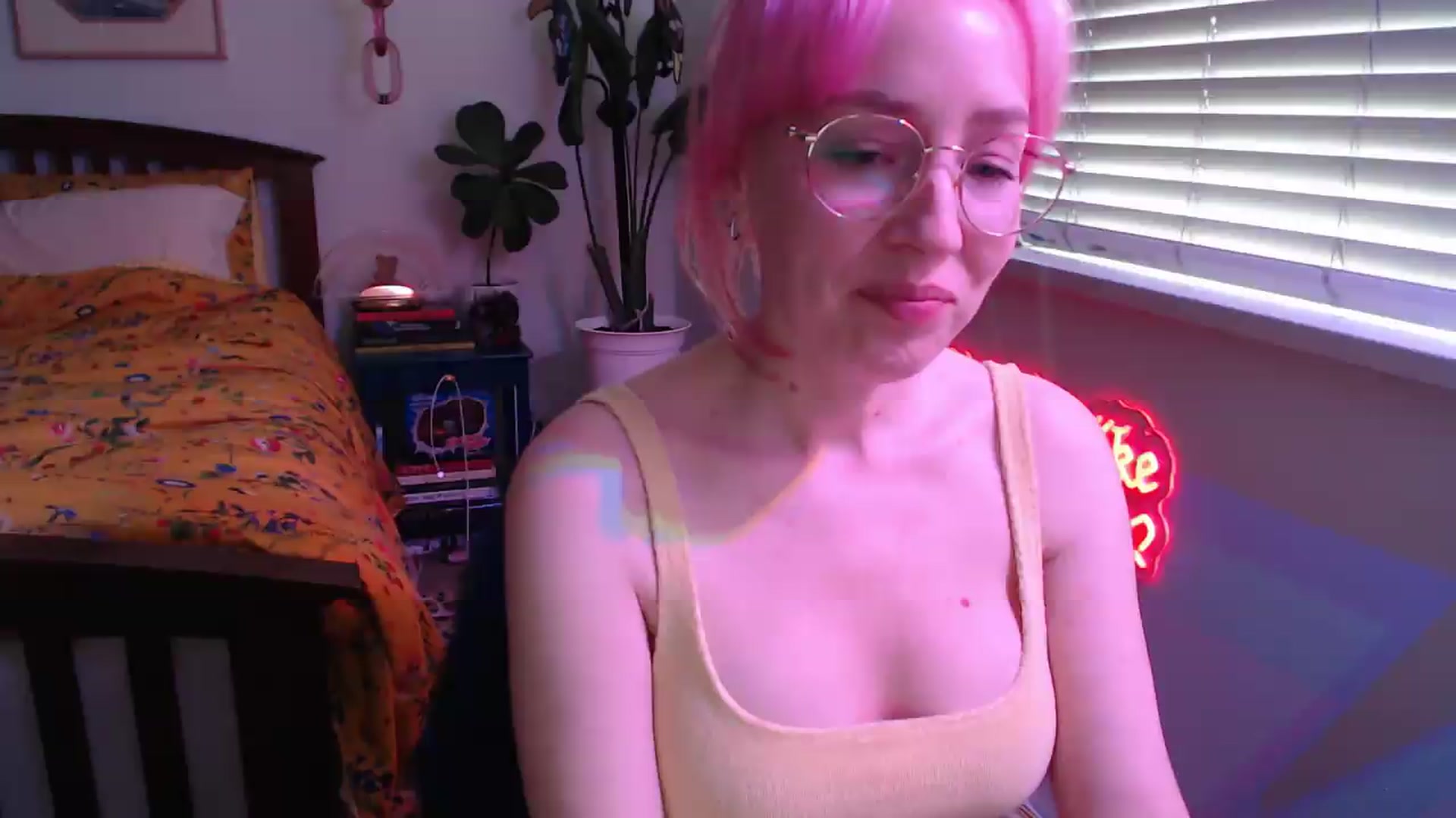 Gallery image thumbnail from NahlaHoney's myfreecams stream on, 05/30/2026, 03:34 image 16 of 20