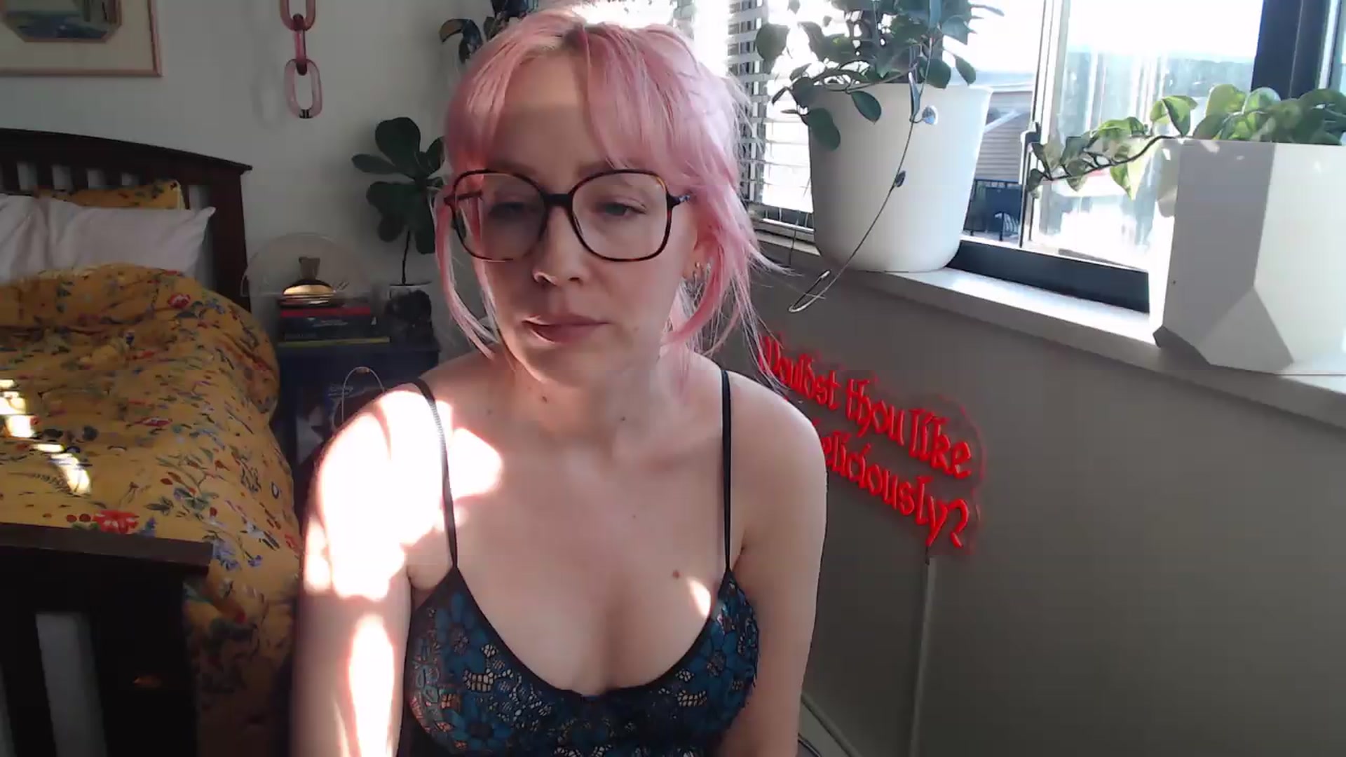 Gallery image thumbnail from NahlaHoney's myfreecams stream on, 06/02/2026, 03:37 image 4 of 20