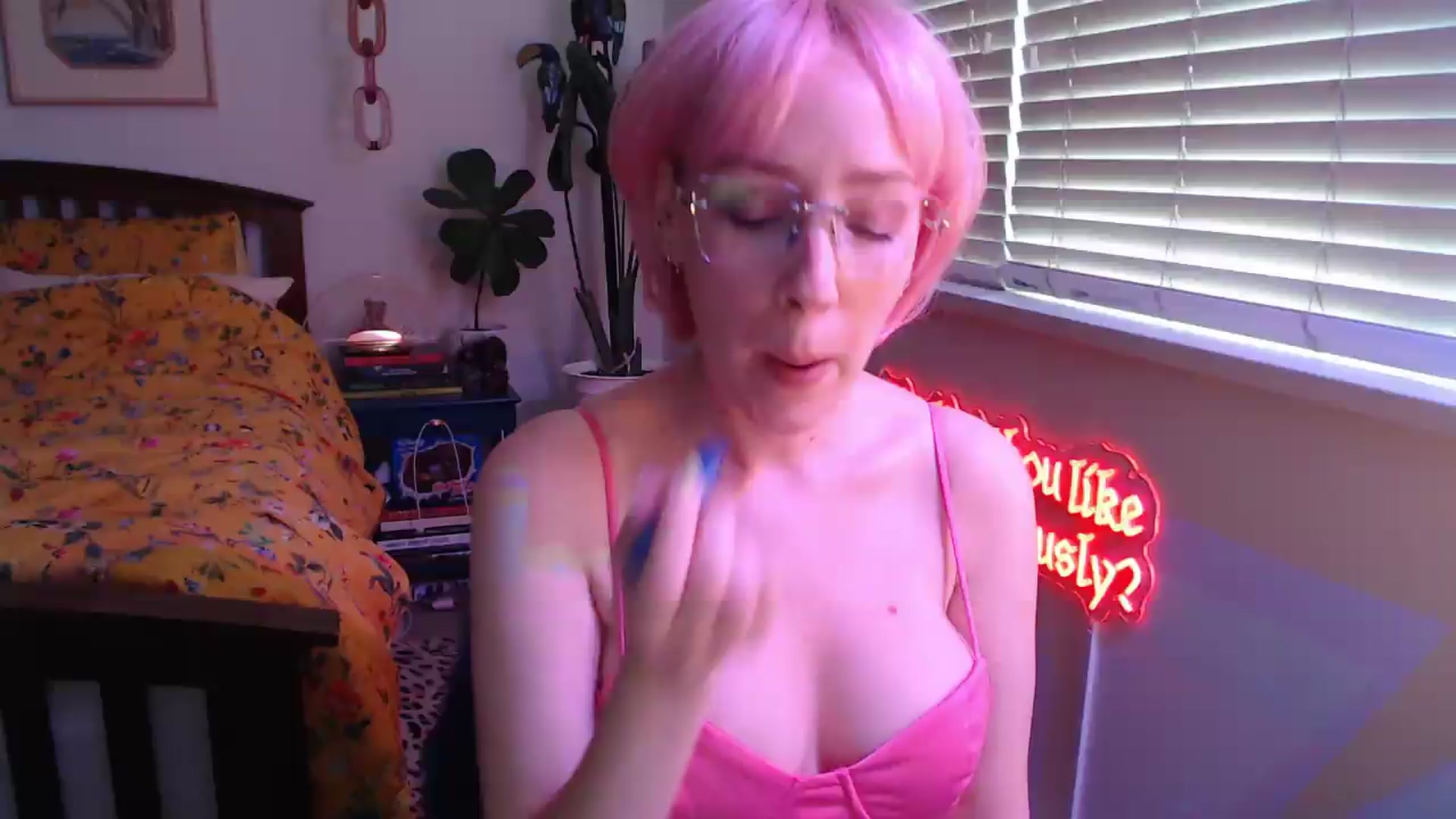 Gallery image thumbnail from NahlaHoney's myfreecams stream on, 06/04/2026, 04:45 image 7 of 20