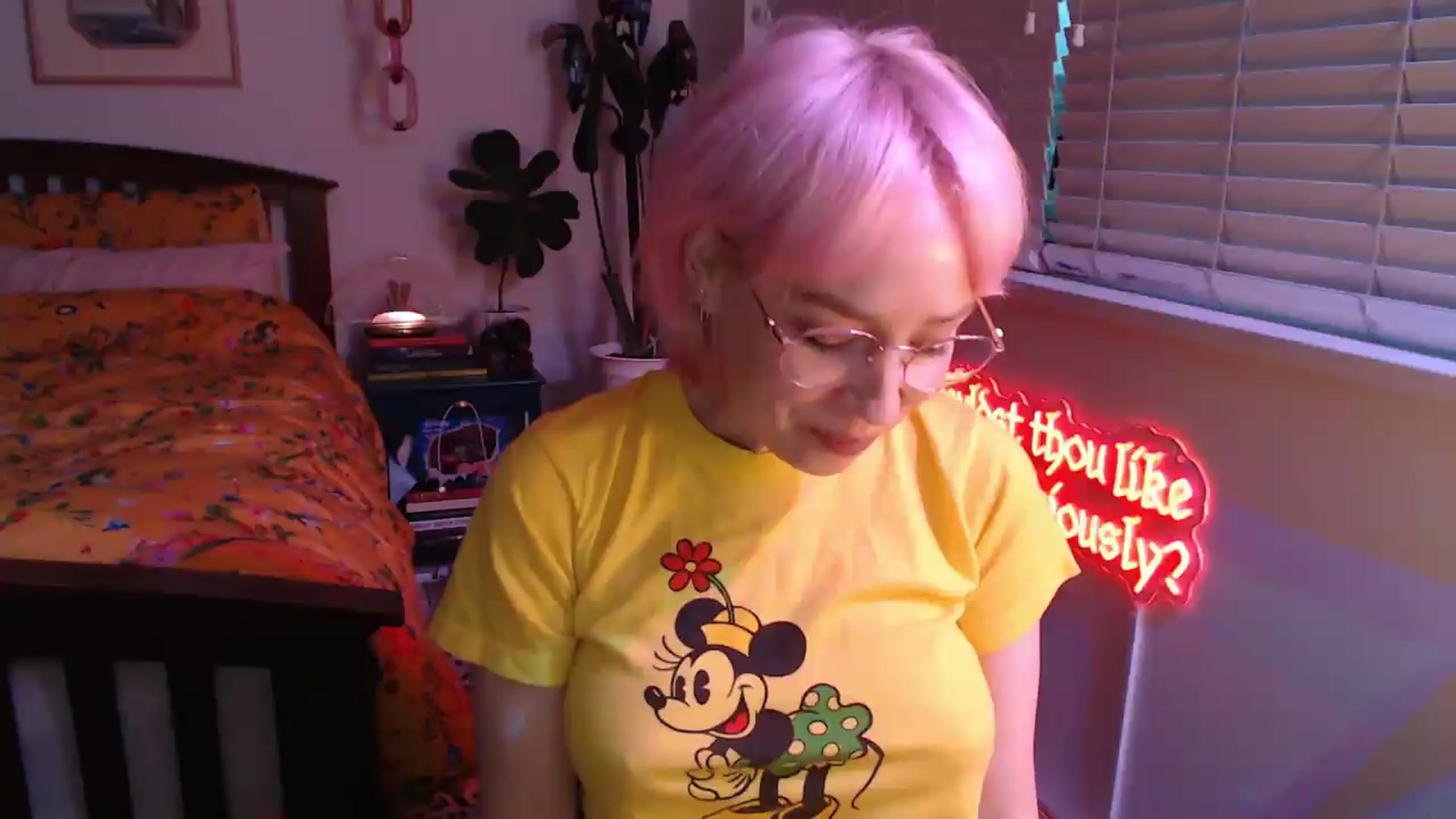 Gallery image thumbnail from NahlaHoney's myfreecams stream on, 06/05/2026, 04:26 image 1 of 20