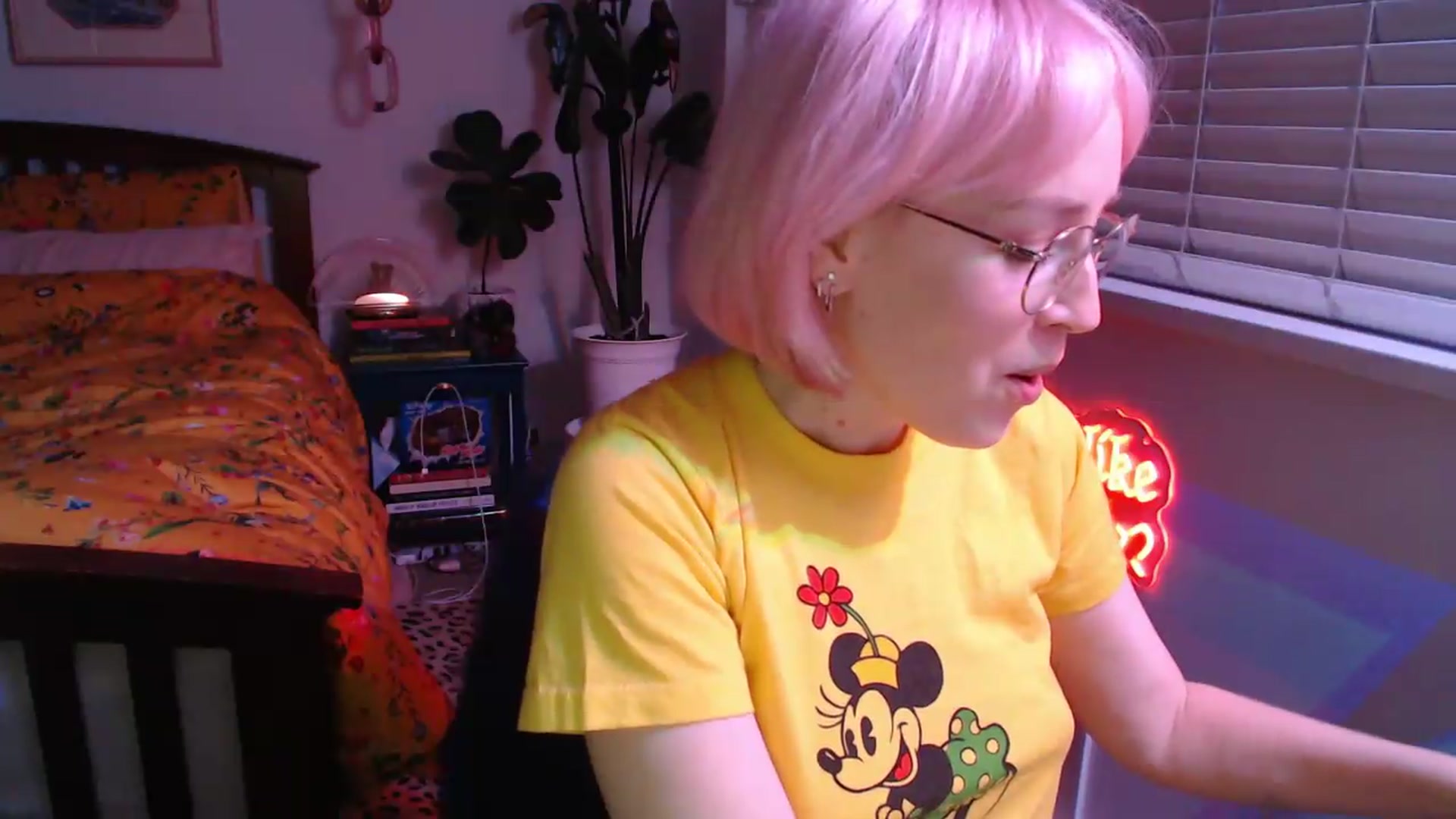 Gallery image thumbnail from NahlaHoney's myfreecams stream on, 06/05/2026, 05:27 image 9 of 20