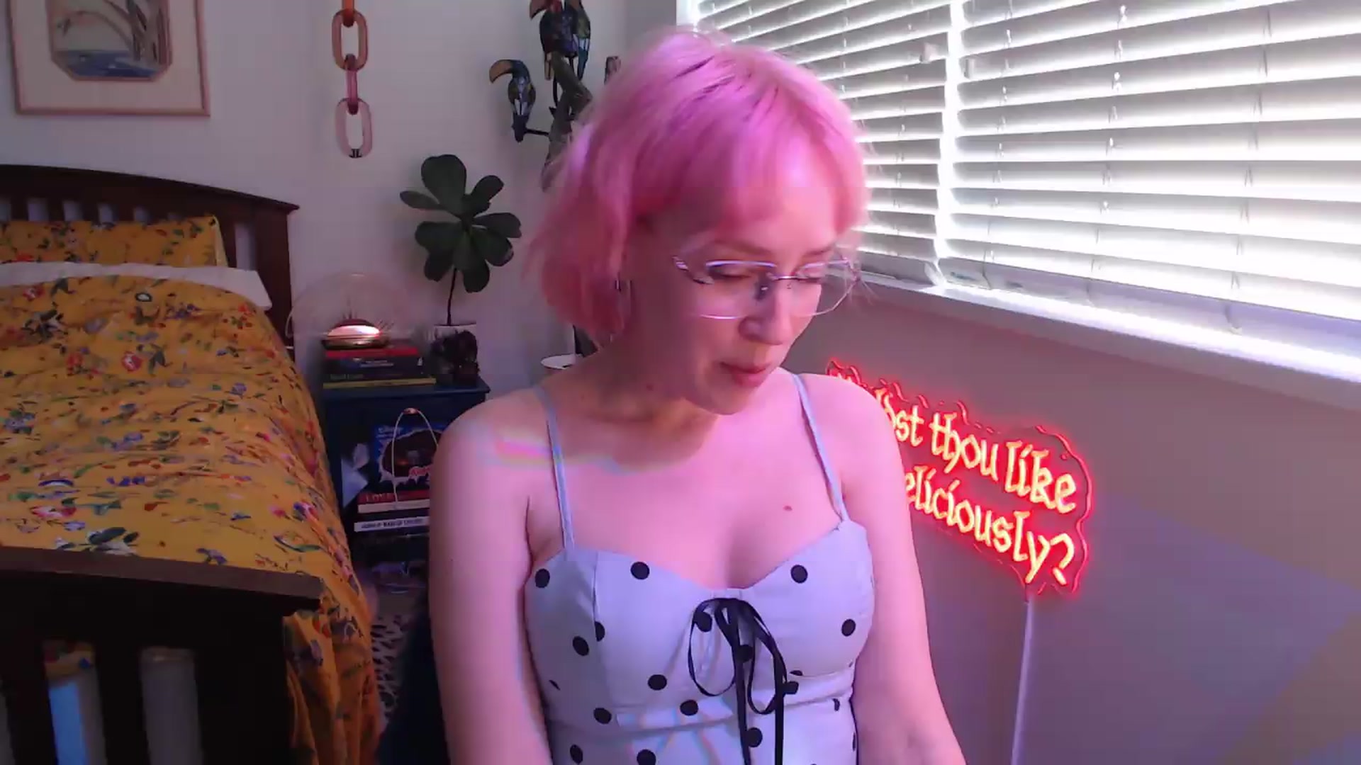 Gallery image thumbnail from NahlaHoney's myfreecams stream on, 06/19/2026, 03:54 image 3 of 20