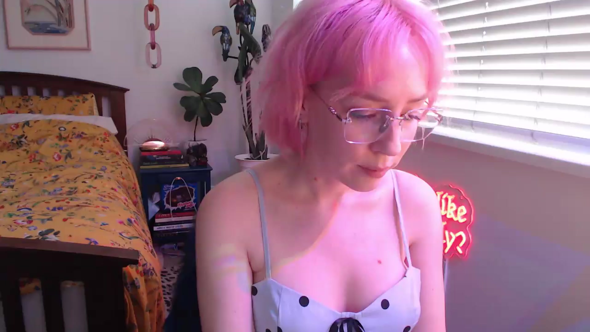 Gallery image thumbnail from NahlaHoney's myfreecams stream on, 06/19/2026, 03:54 image 4 of 20
