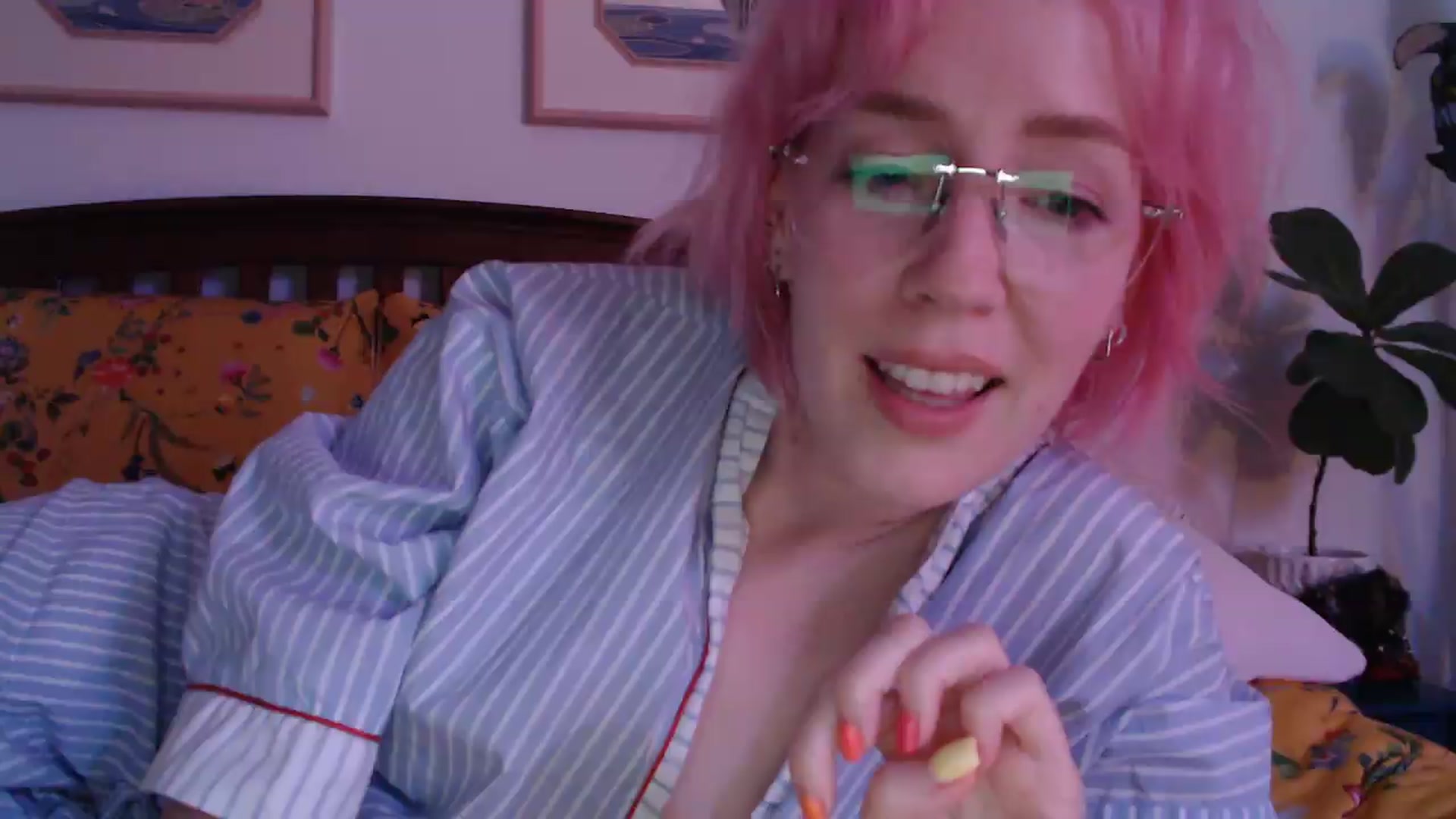 Gallery image thumbnail from NahlaHoney's myfreecams stream on, 06/19/2026, 04:37 image 4 of 20