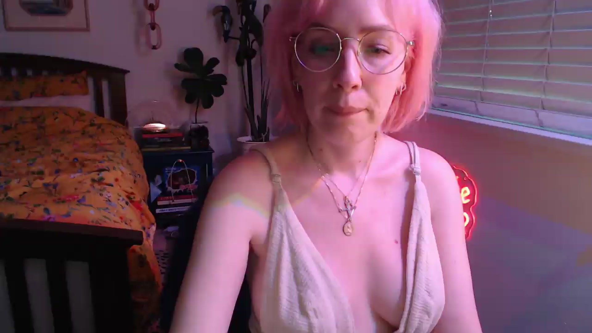 Gallery image thumbnail from NahlaHoney's myfreecams stream on, 06/23/2026, 04:50 image 15 of 20