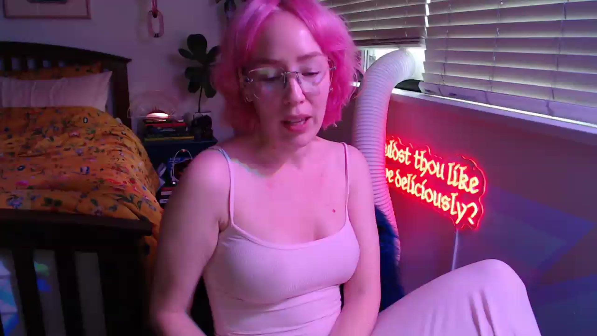 Gallery image thumbnail from NahlaHoney's myfreecams stream on, 07/03/2026, 03:44 image 10 of 20
