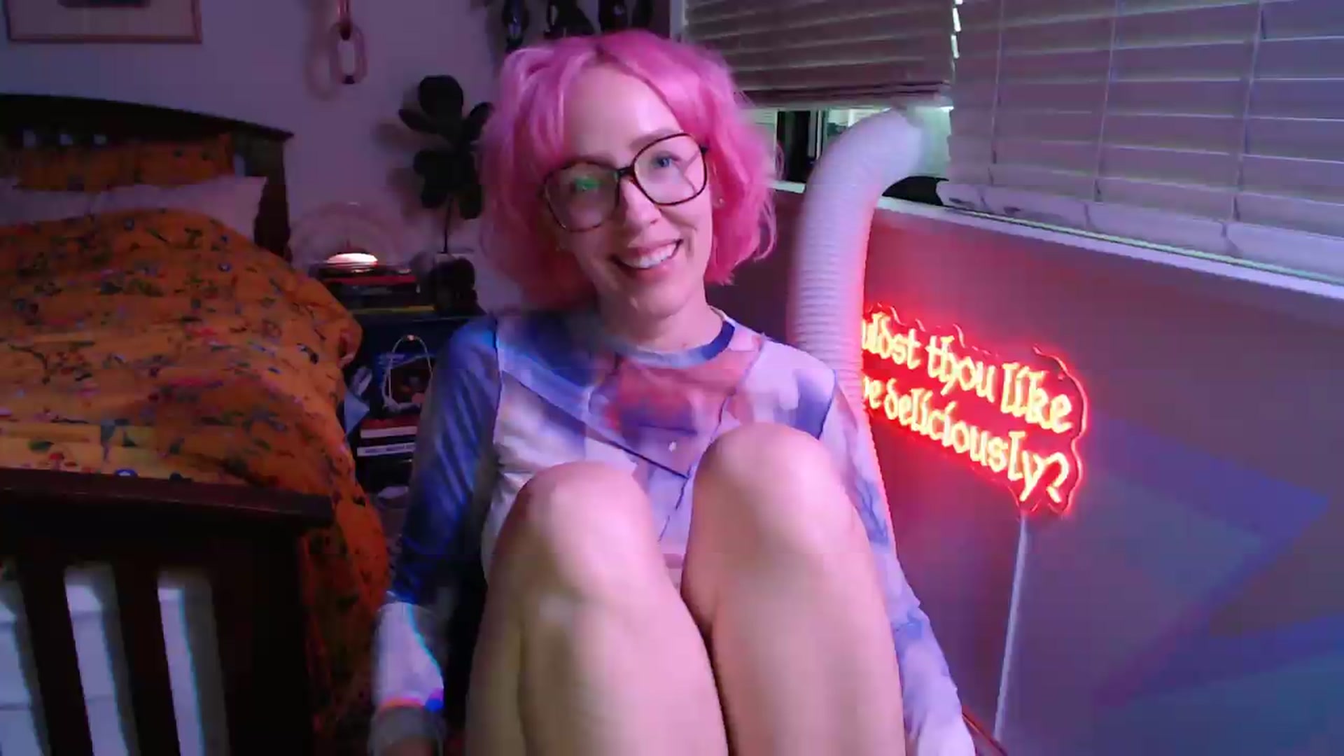Gallery image thumbnail from NahlaHoney's myfreecams stream on, 07/04/2026, 04:33 image 18 of 20