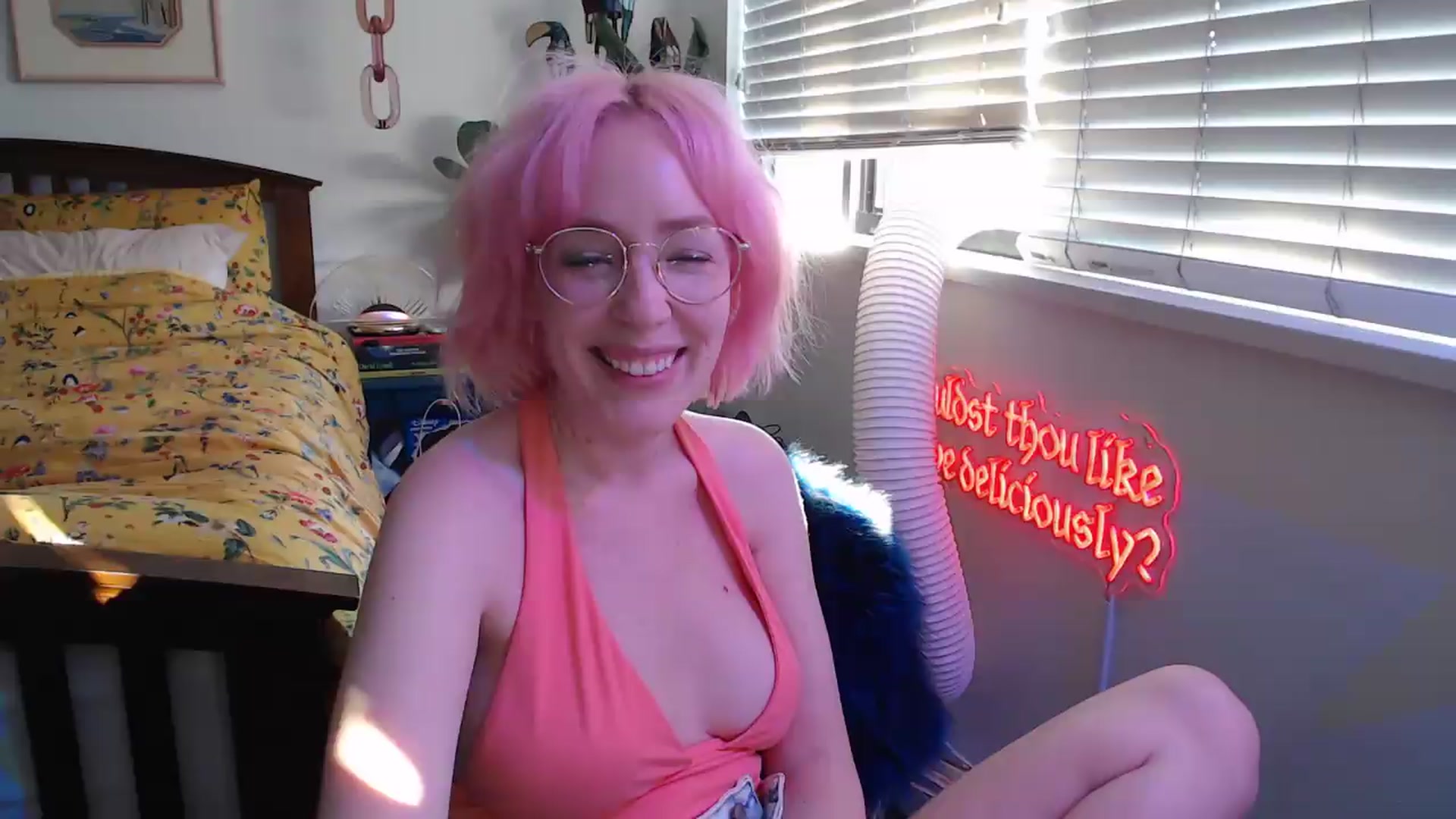Gallery image thumbnail from NahlaHoney's myfreecams stream on, 07/07/2026, 03:43 image 6 of 20