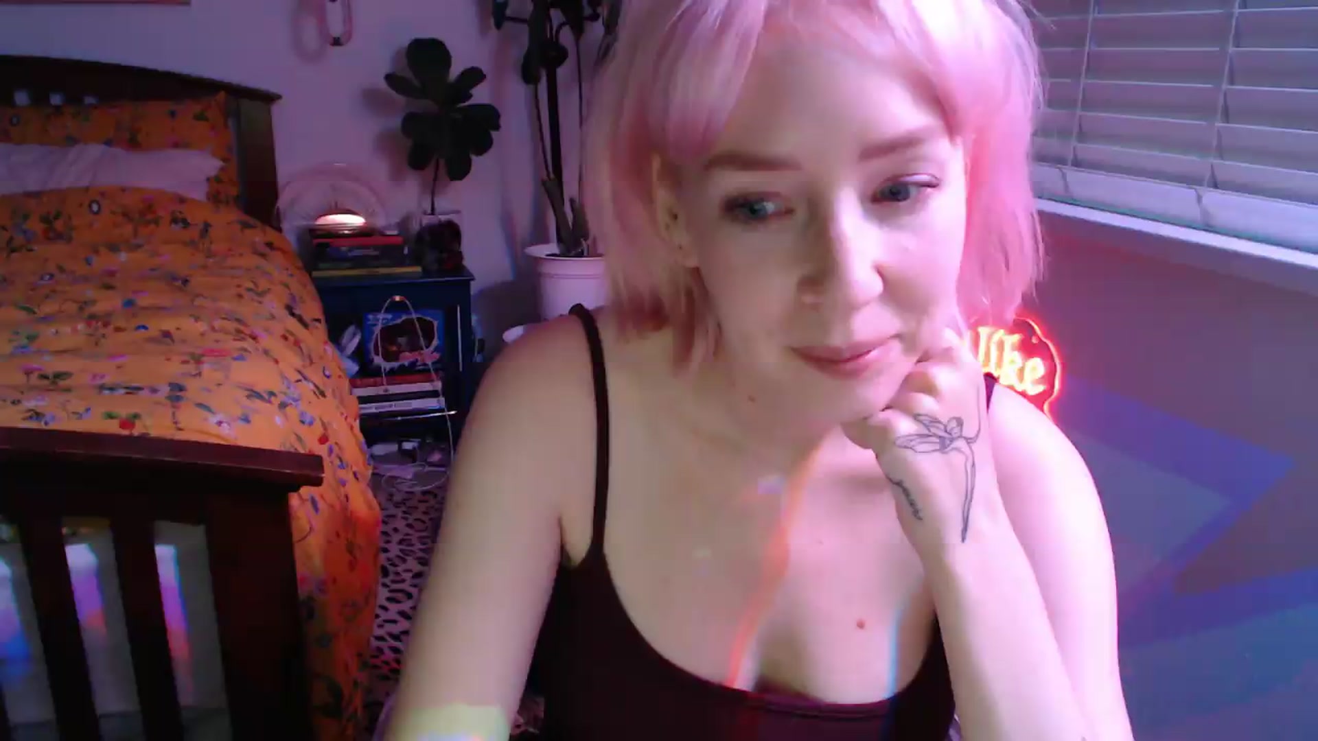 Gallery image thumbnail from NahlaHoney's myfreecams stream on, 07/09/2026, 04:44 image 19 of 20