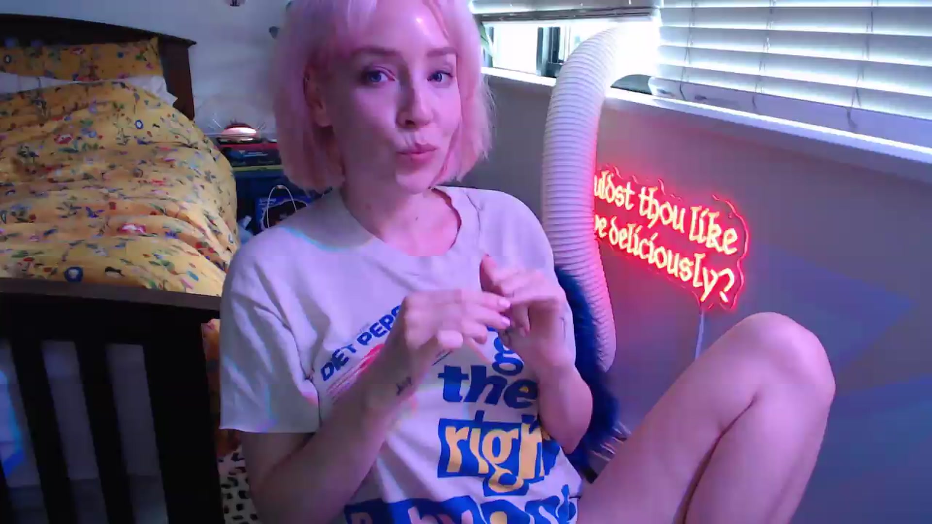 Gallery image thumbnail from NahlaHoney's myfreecams stream on, 07/10/2026, 03:12 image 13 of 20