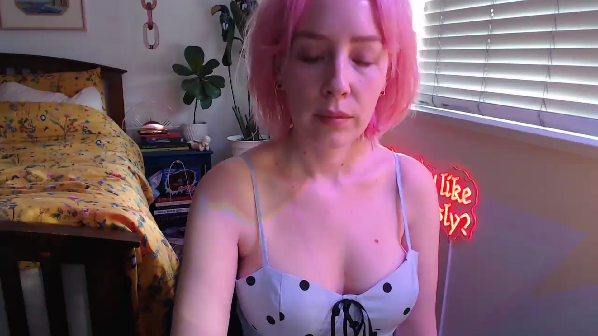 Gallery image thumbnail from NahlaHoney's myfreecams stream on, 07/18/2026, 04:19 image 10 of 20