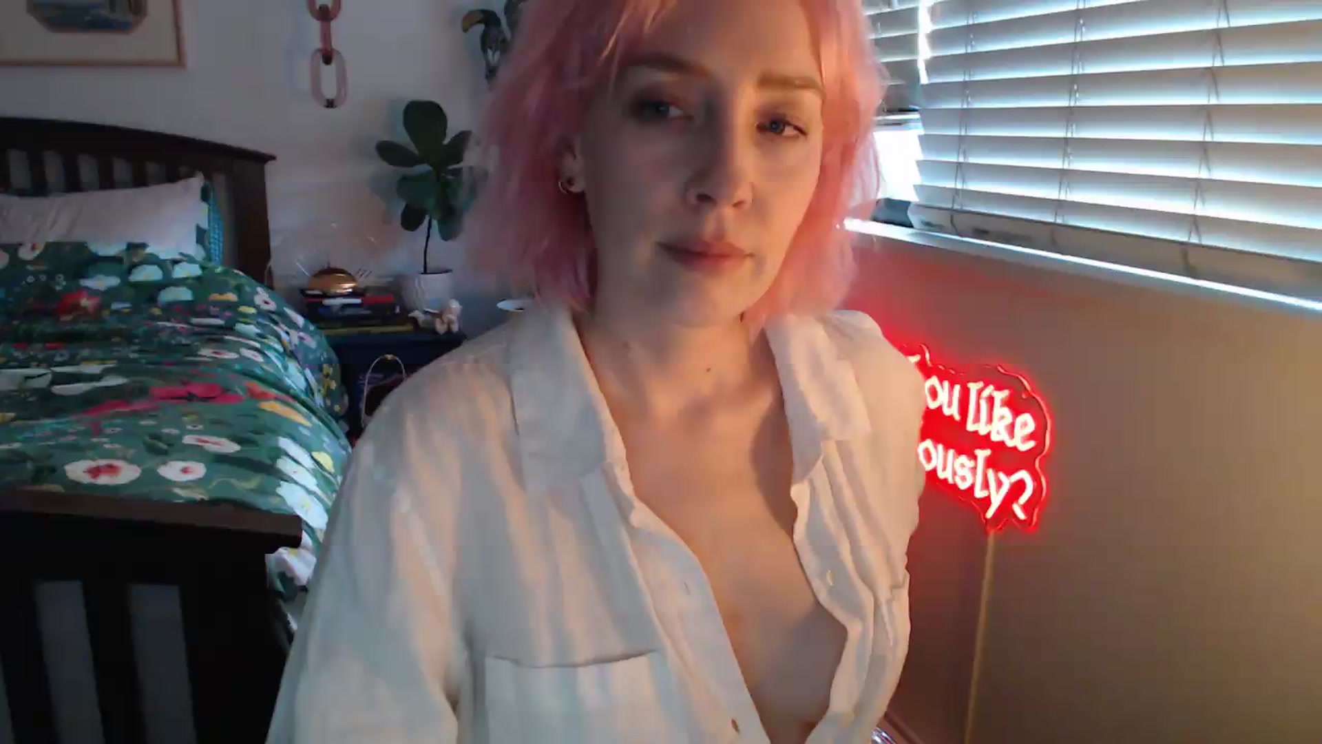 Gallery image thumbnail from NahlaHoney's myfreecams stream on, 07/20/2026, 04:41 image 13 of 20