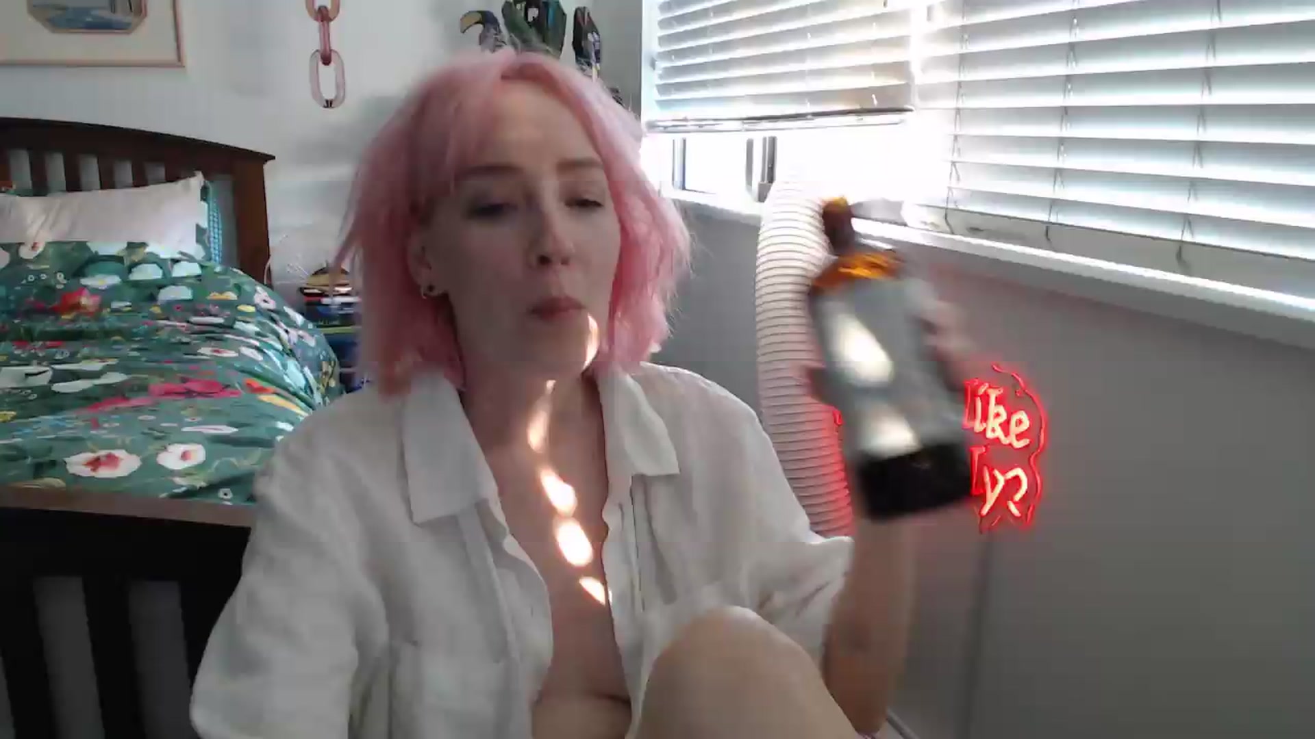 Gallery image thumbnail from NahlaHoney's myfreecams stream on, 07/20/2026, 04:41 image 5 of 20