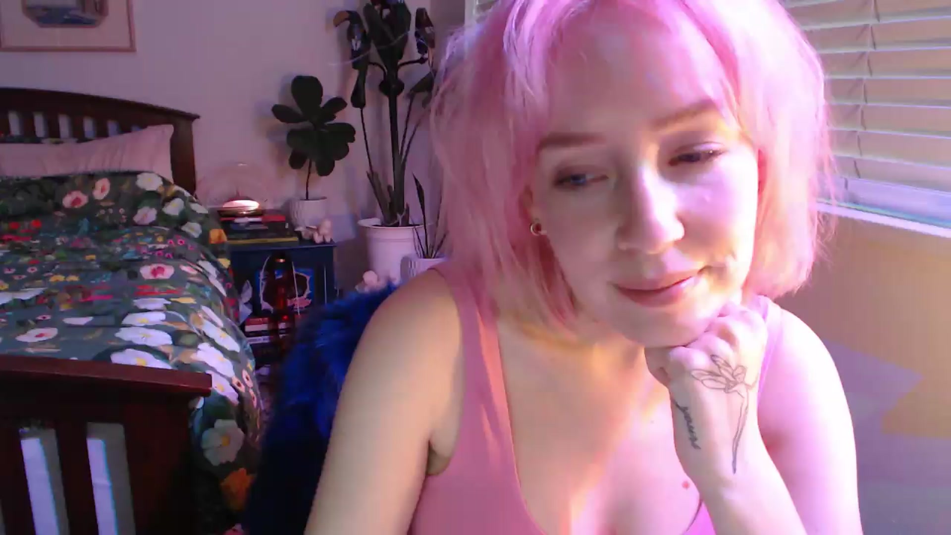 Gallery image thumbnail from NahlaHoney's myfreecams stream on, 07/21/2026, 04:26 image 19 of 20
