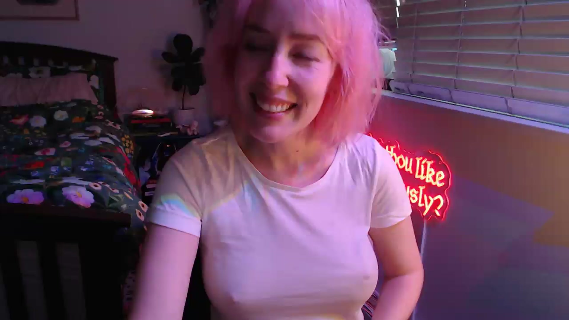 Gallery image thumbnail from NahlaHoney's myfreecams stream on, 07/24/2026, 04:24 image 10 of 20