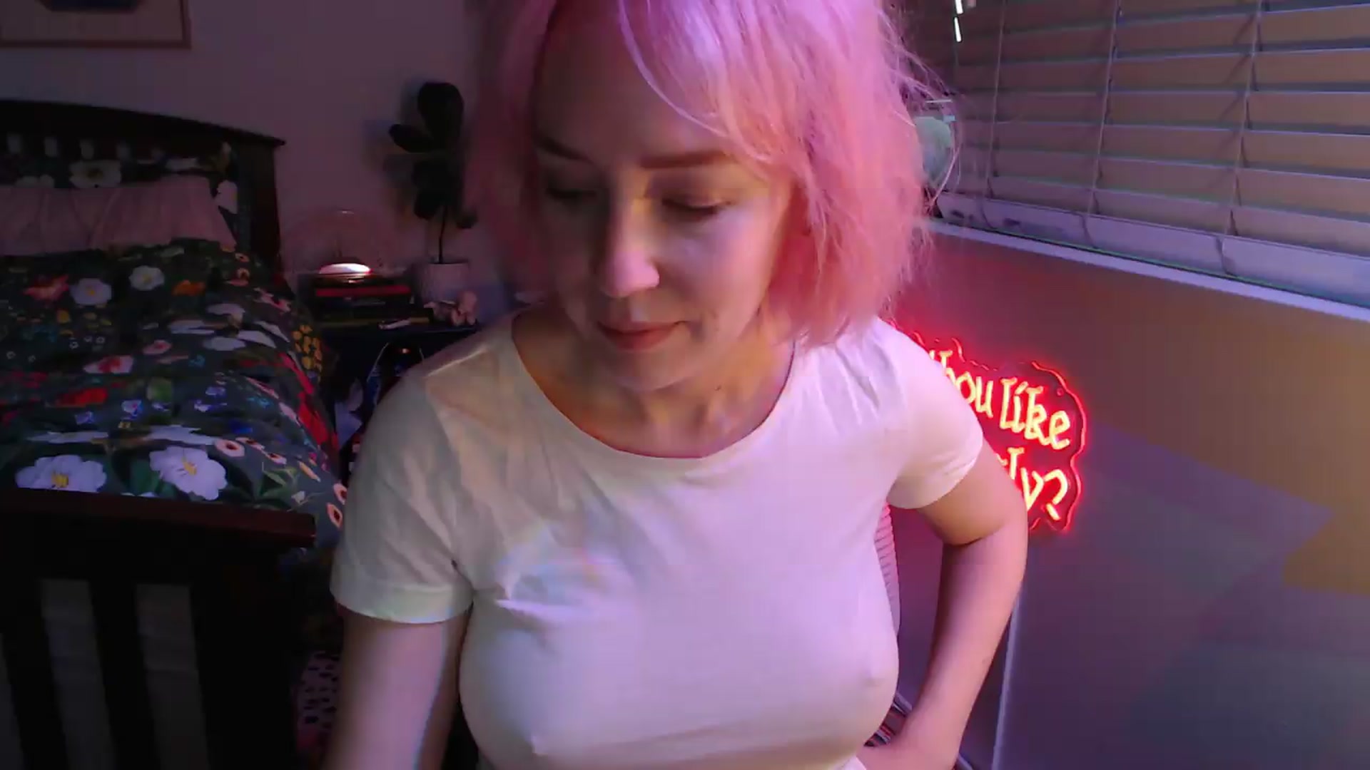 Gallery image thumbnail from NahlaHoney's myfreecams stream on, 07/24/2026, 04:24 image 16 of 20
