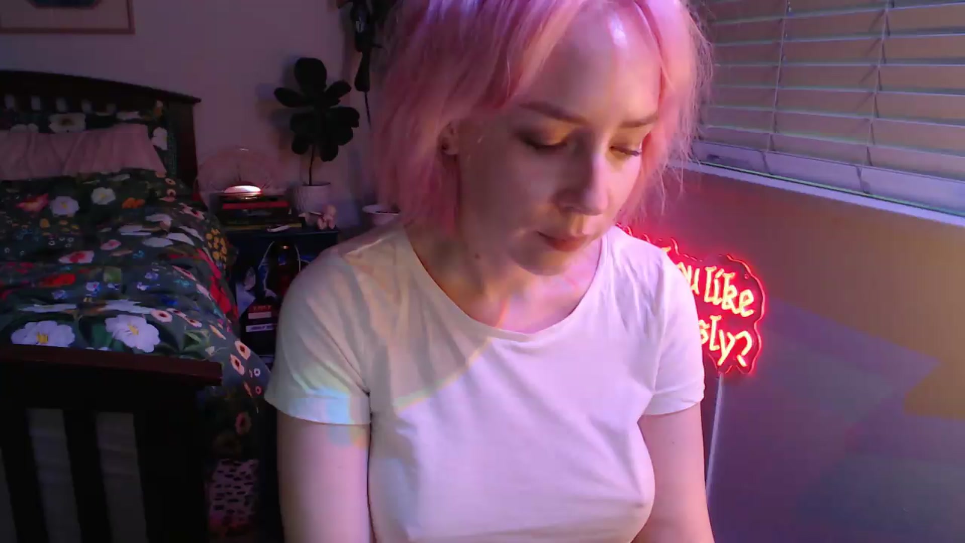 Gallery image thumbnail from NahlaHoney's myfreecams stream on, 07/24/2026, 04:24 image 13 of 20
