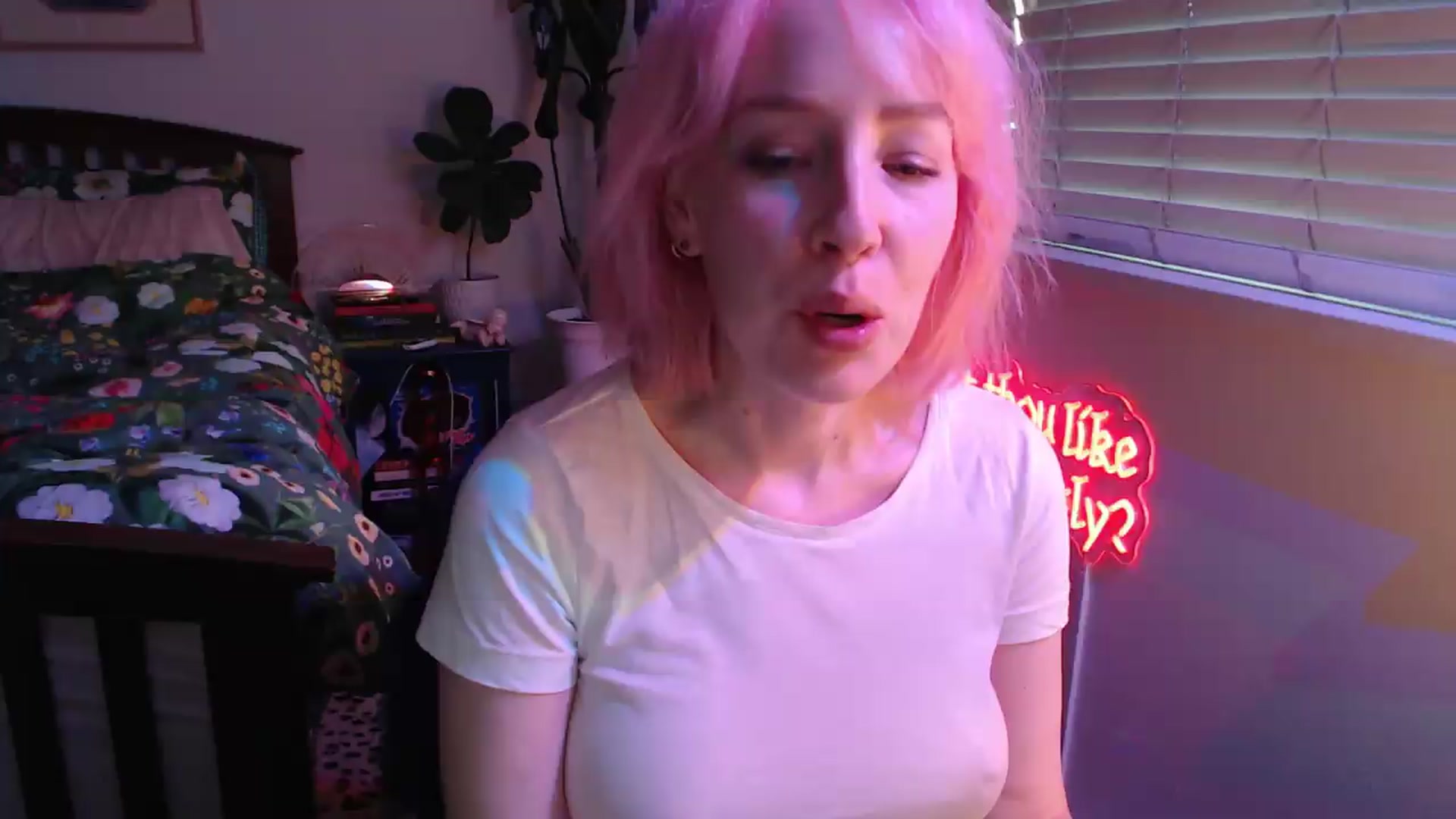 Gallery image thumbnail from NahlaHoney's myfreecams stream on, 07/24/2026, 04:24 image 6 of 20