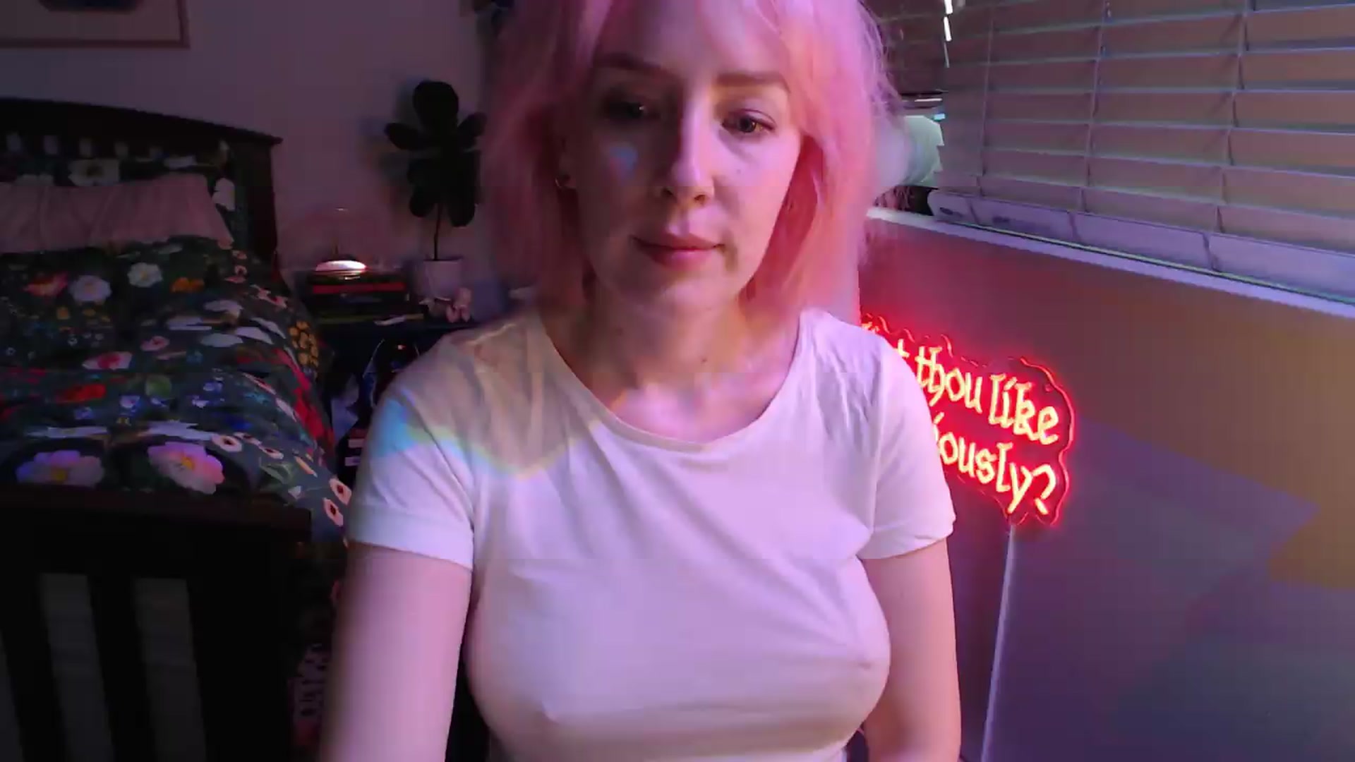 Gallery image thumbnail from NahlaHoney's myfreecams stream on, 07/24/2026, 04:24 image 12 of 20