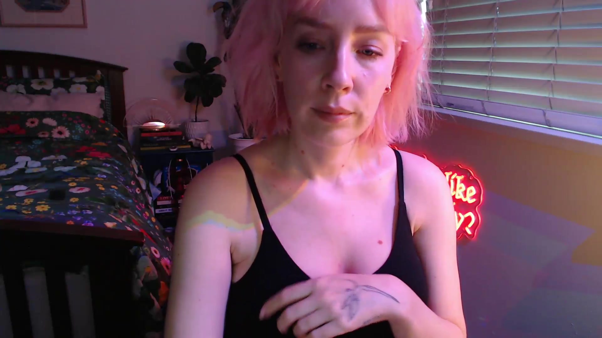 Gallery image thumbnail from NahlaHoney's myfreecams stream on, 07/27/2026, 05:02 image 4 of 20