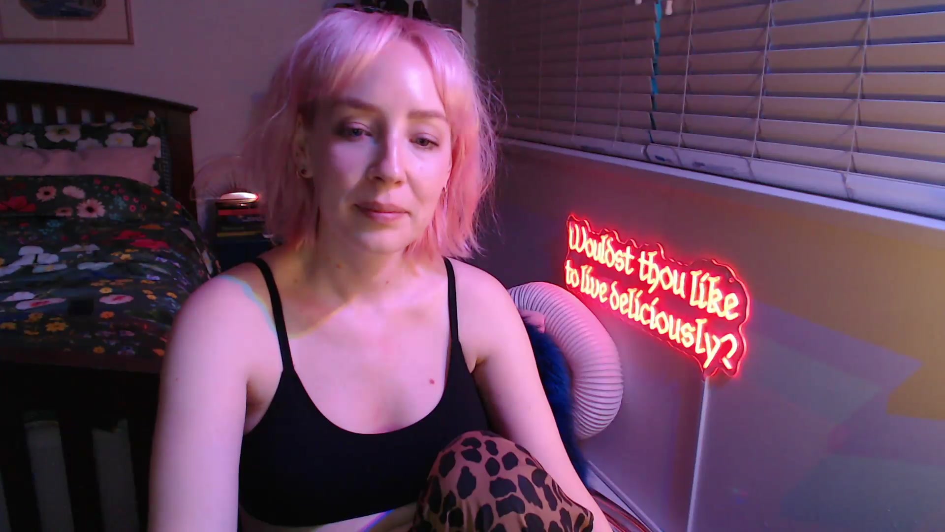 Gallery image thumbnail from NahlaHoney's myfreecams stream on, 07/27/2026, 05:02 image 15 of 20