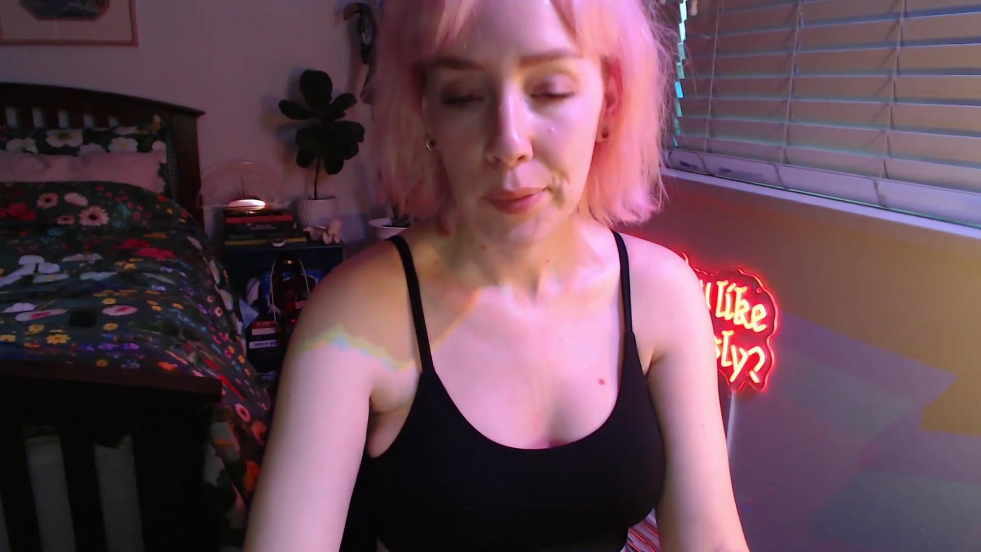 Gallery image thumbnail from NahlaHoney's myfreecams stream on, 07/27/2026, 05:02 image 12 of 20
