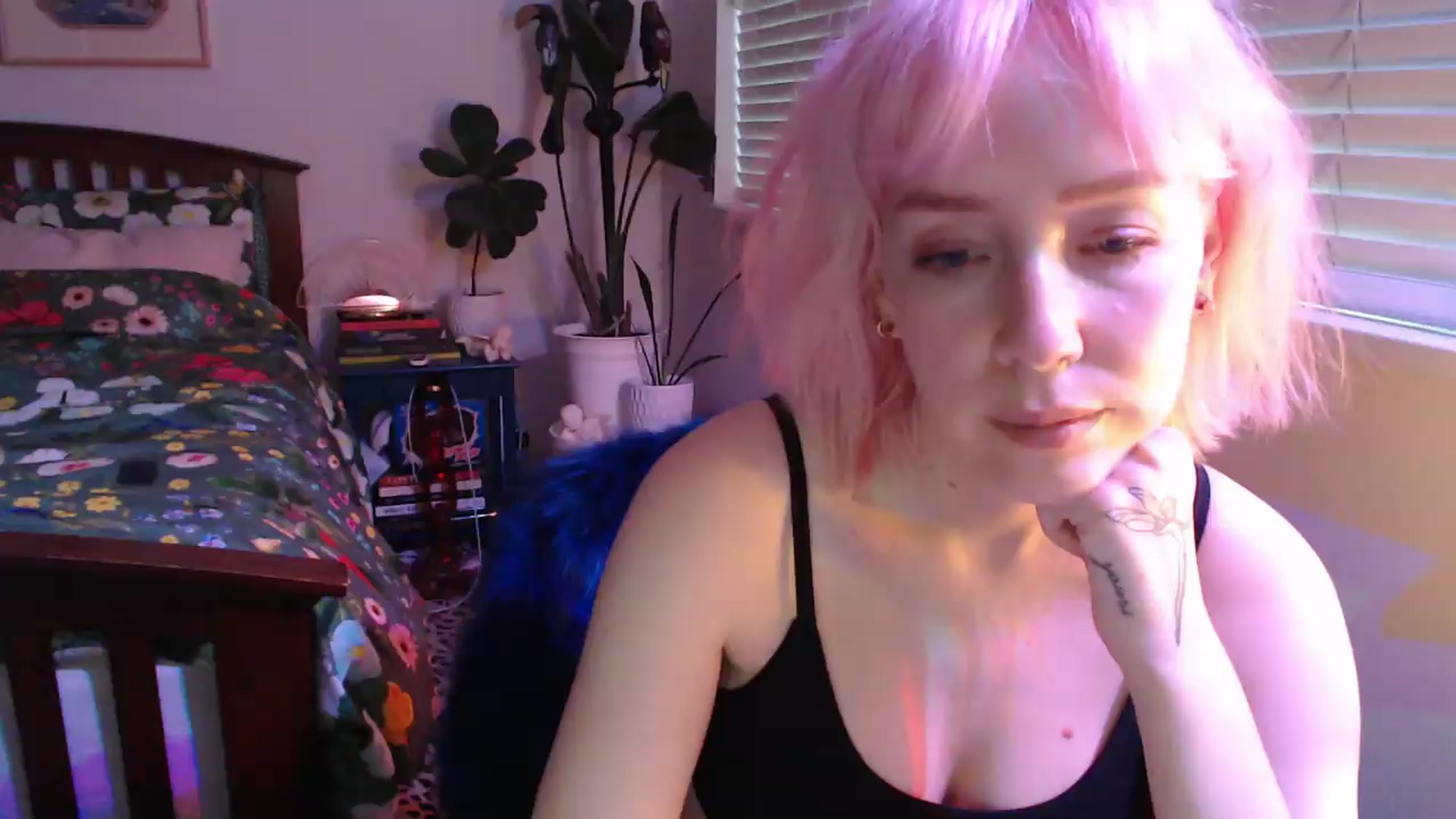 Gallery image thumbnail from NahlaHoney's myfreecams stream on, 07/27/2026, 05:02 image 3 of 20