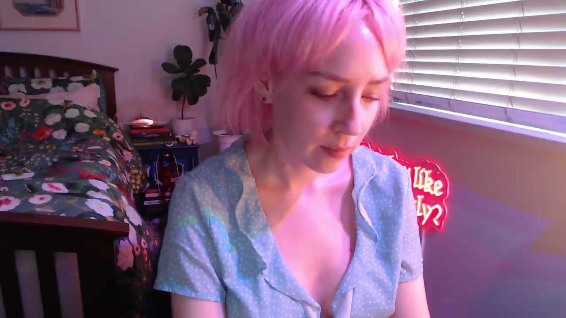 Gallery image thumbnail from NahlaHoney's myfreecams stream on, 07/29/2026, 03:24 image 18 of 20