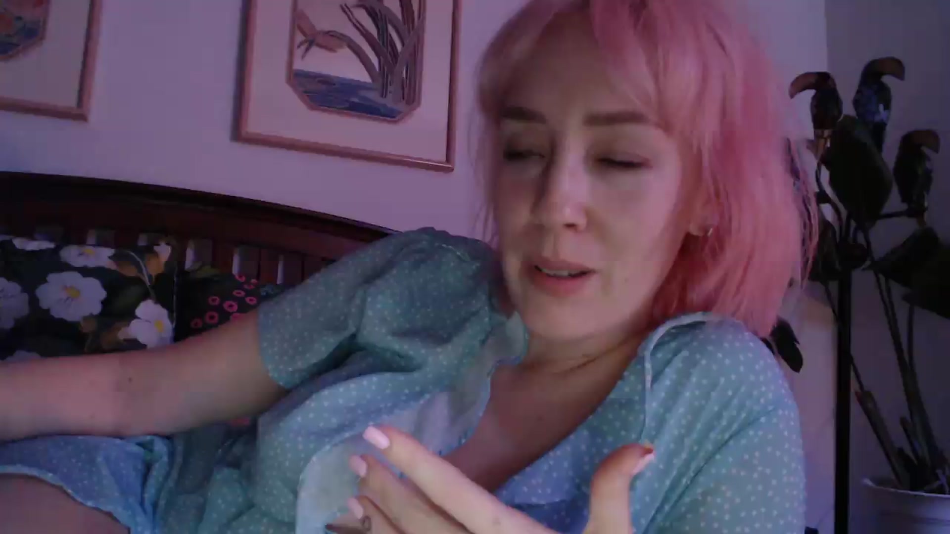 Gallery image thumbnail from NahlaHoney's myfreecams stream on, 07/29/2026, 04:17 image 2 of 20