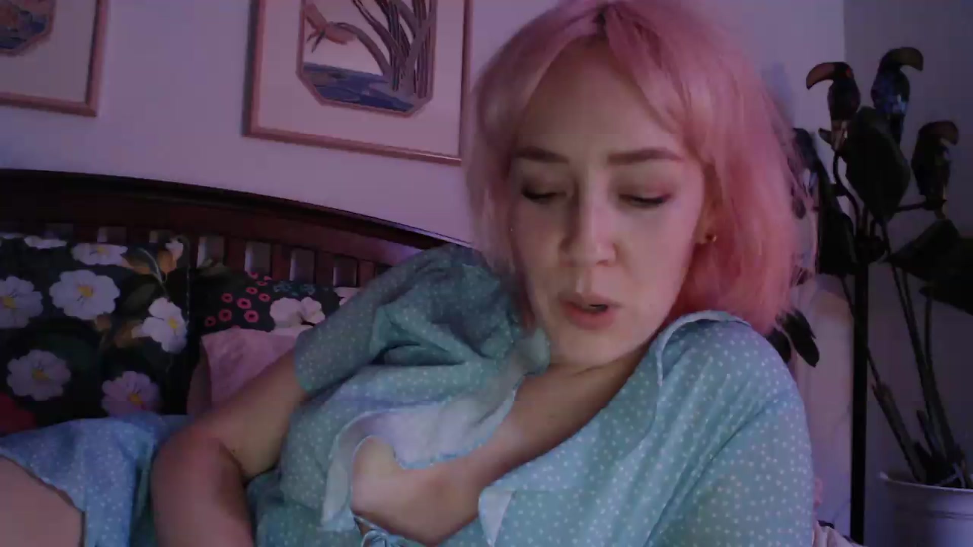 Gallery image thumbnail from NahlaHoney's myfreecams stream on, 07/29/2026, 04:17 image 12 of 20